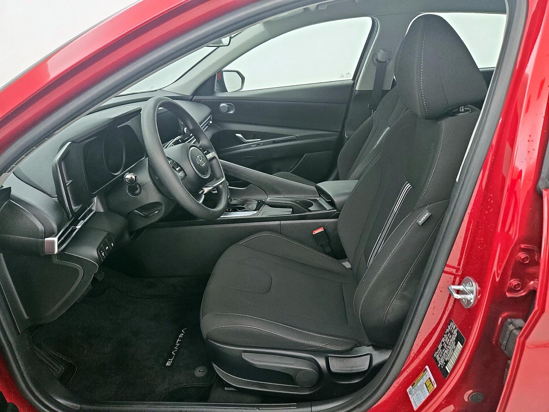 Thumbnail: 2023 Hyundai Elantra - 11