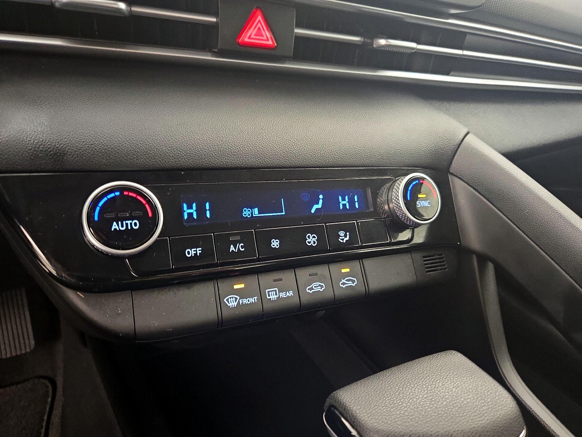 Thumbnail: 2023 Hyundai Elantra - 16