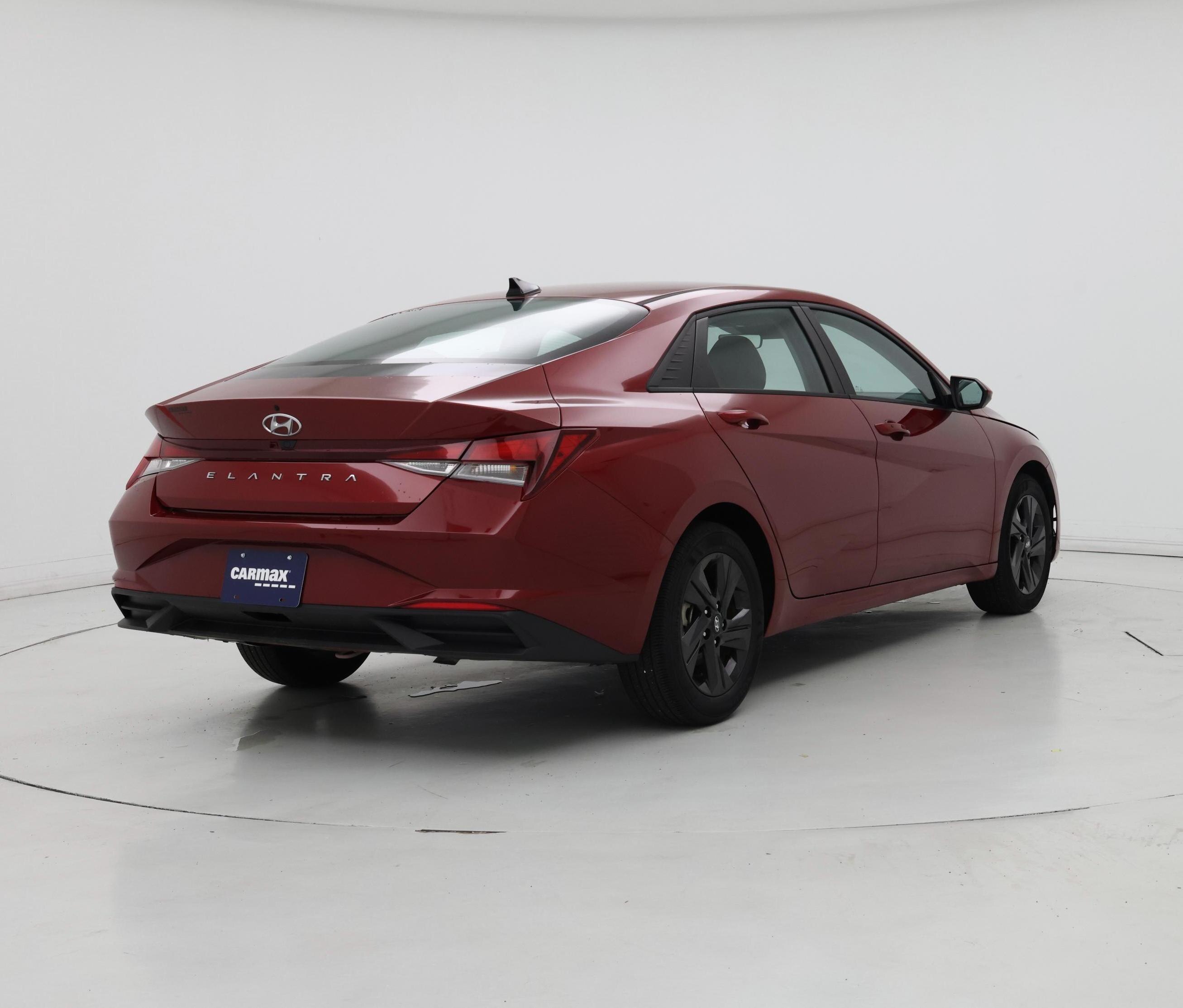 Thumbnail: 2023 Hyundai Elantra - 8