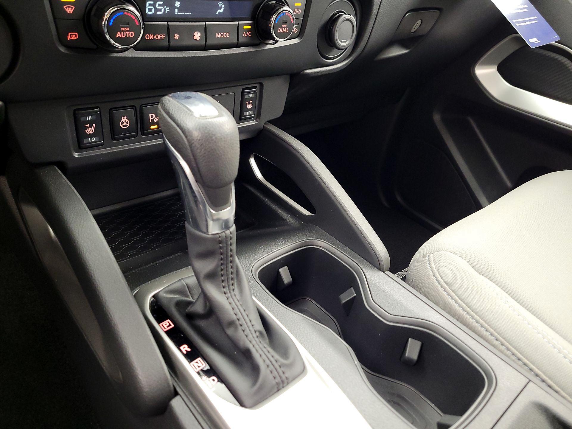 Thumbnail: 2023 Nissan Frontier - 15