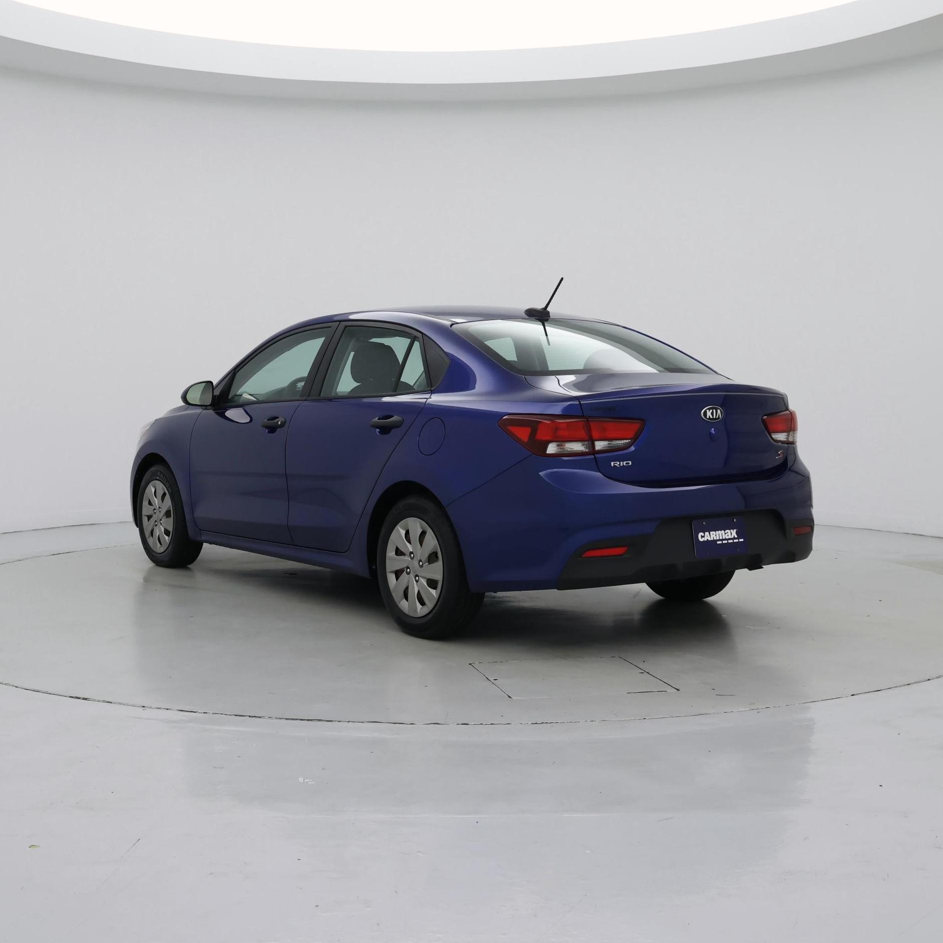 Thumbnail: 2020 Kia Rio - 2