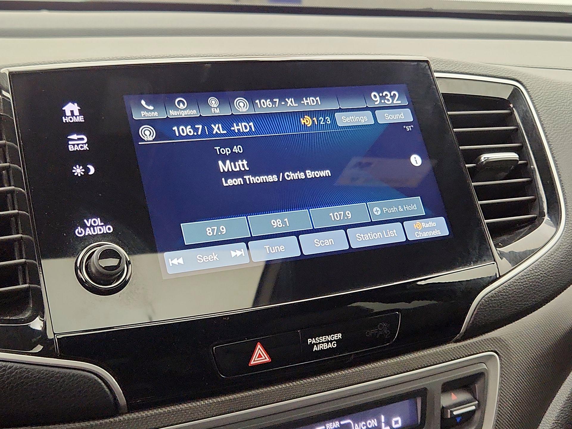 Thumbnail: 2022 Honda Passport - 16