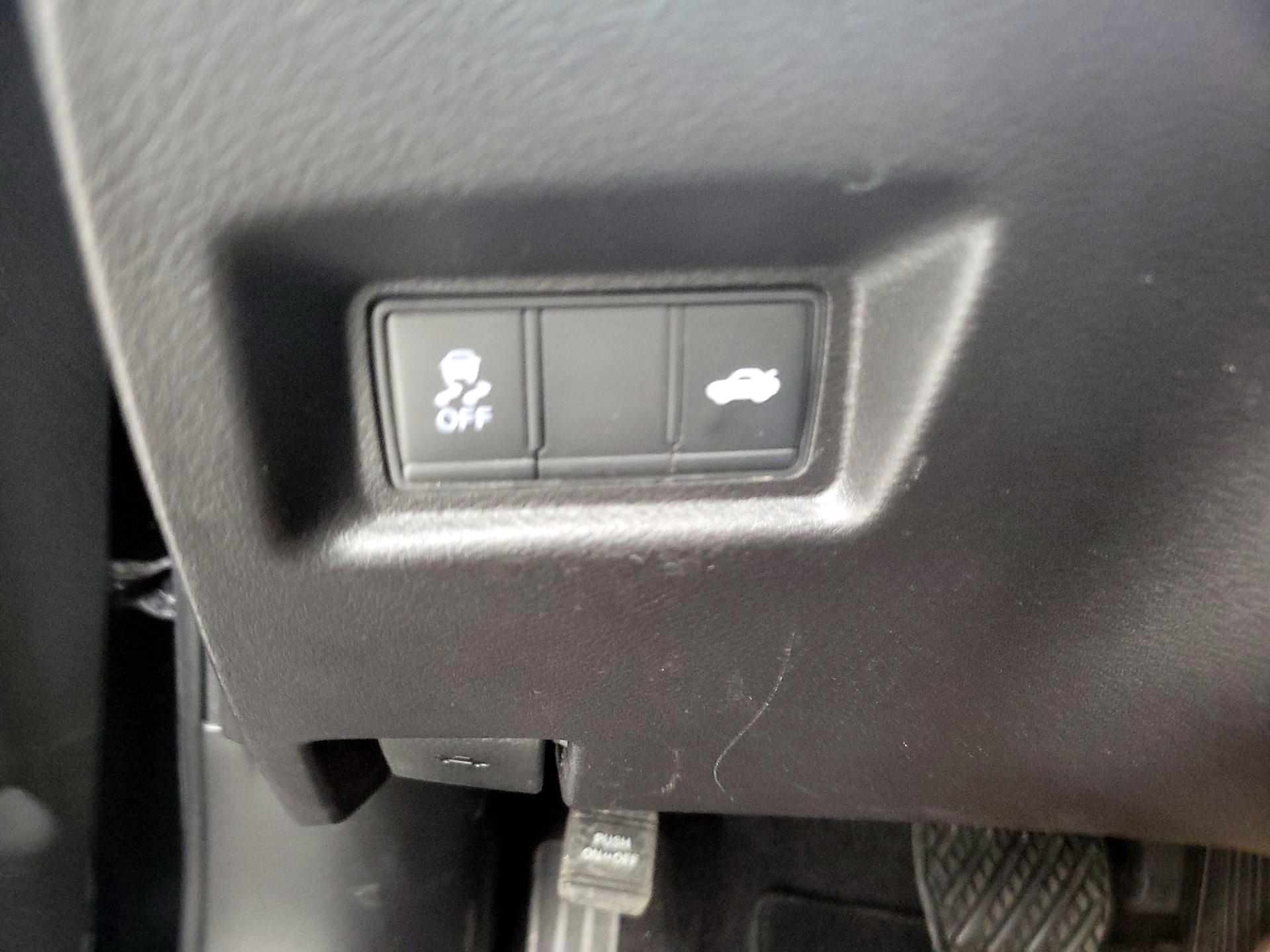 Thumbnail: 2022 INFINITI Q50 - 13