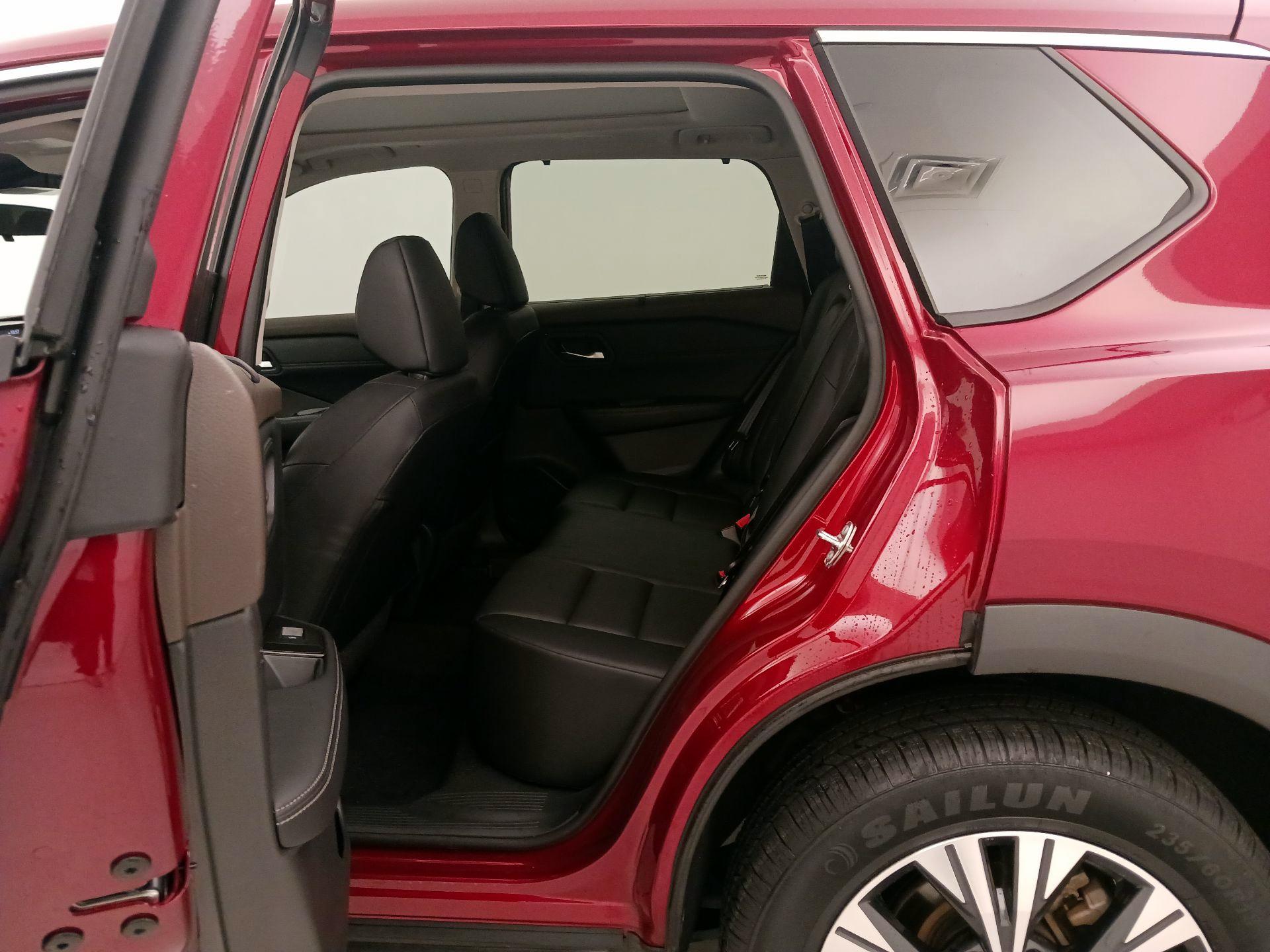 Thumbnail: 2023 Nissan Rogue - 20