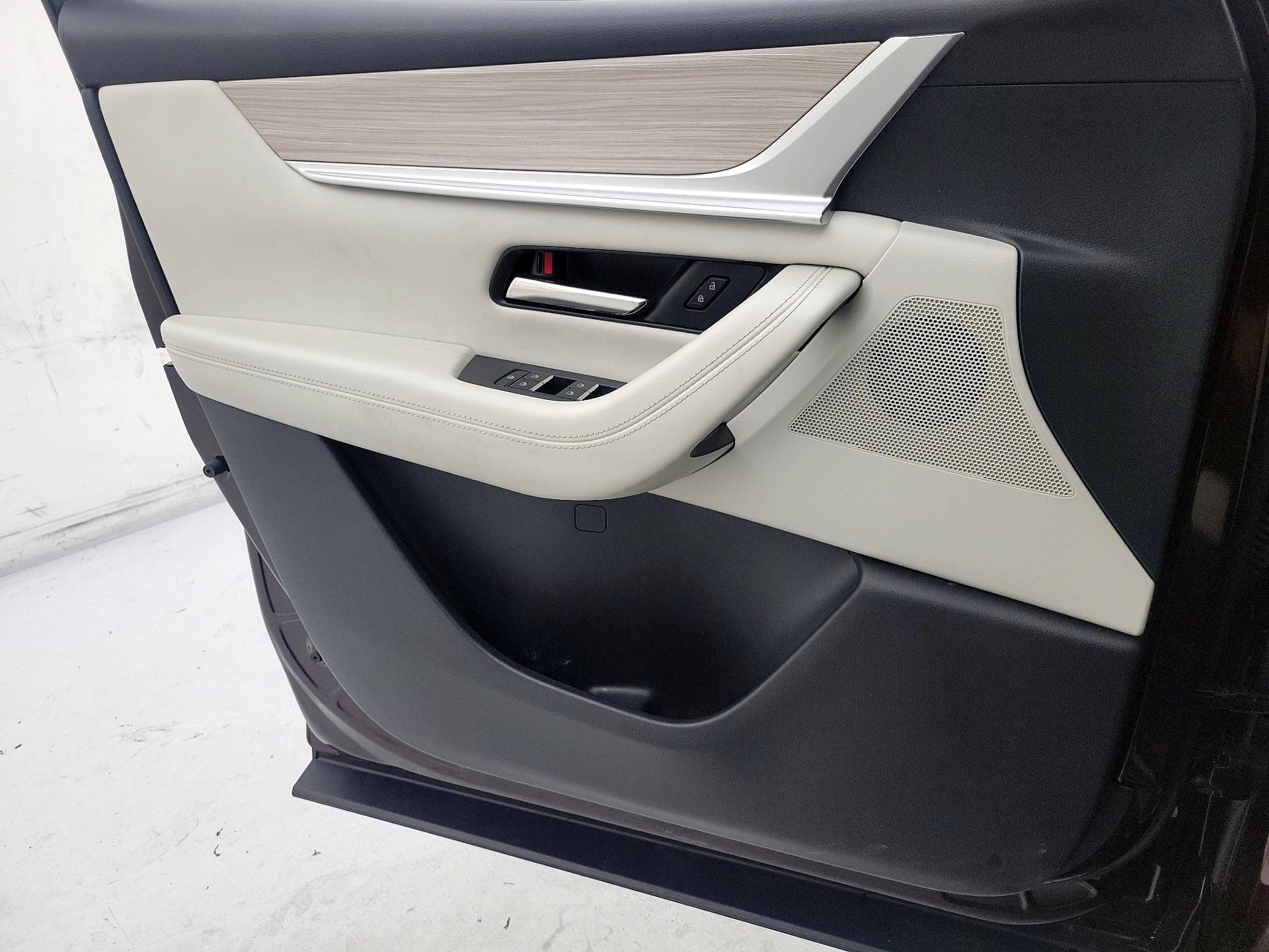 Thumbnail: 2024 Mazda CX-90 - 12