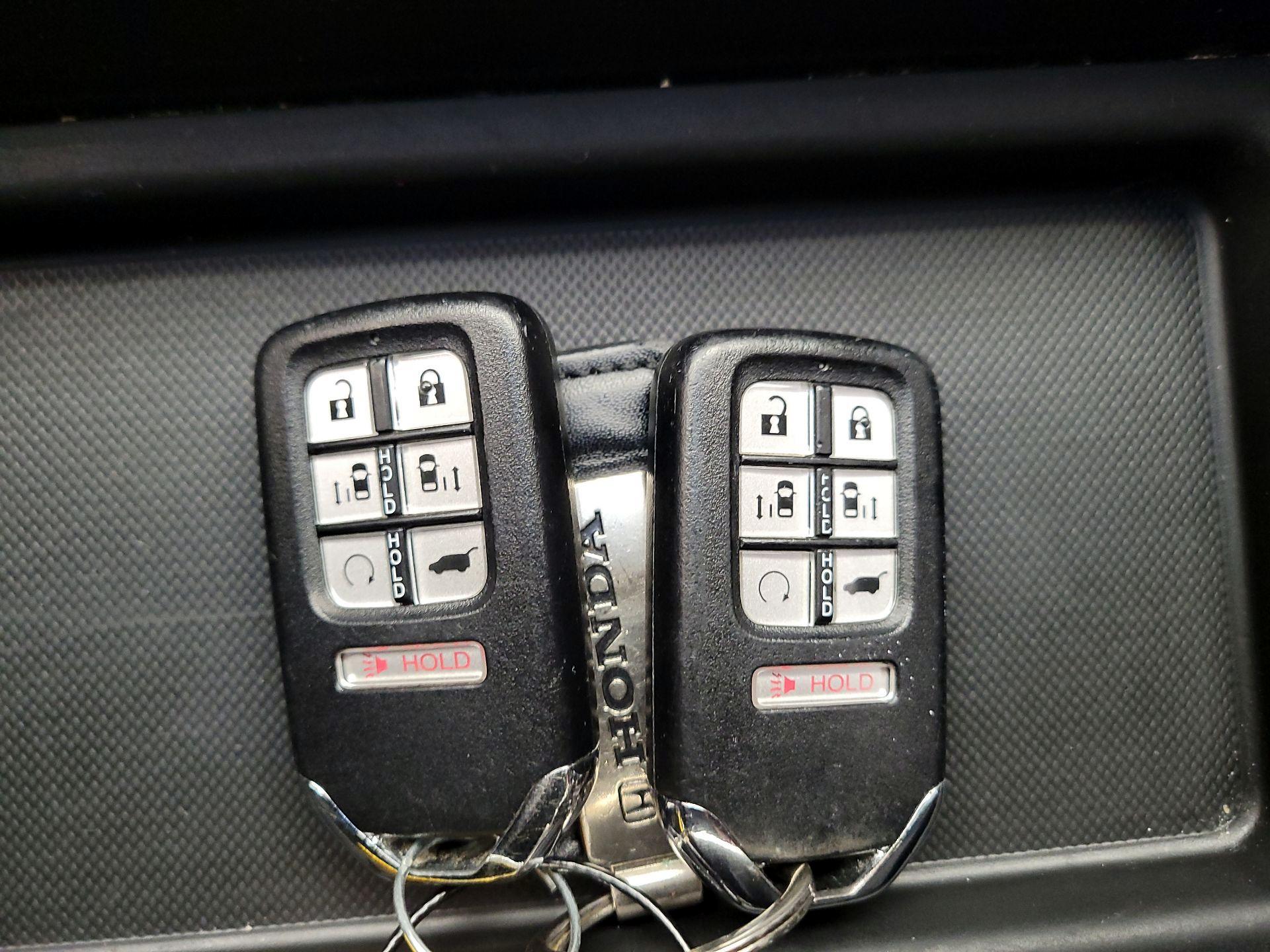 Thumbnail: 2022 Honda Odyssey - 18