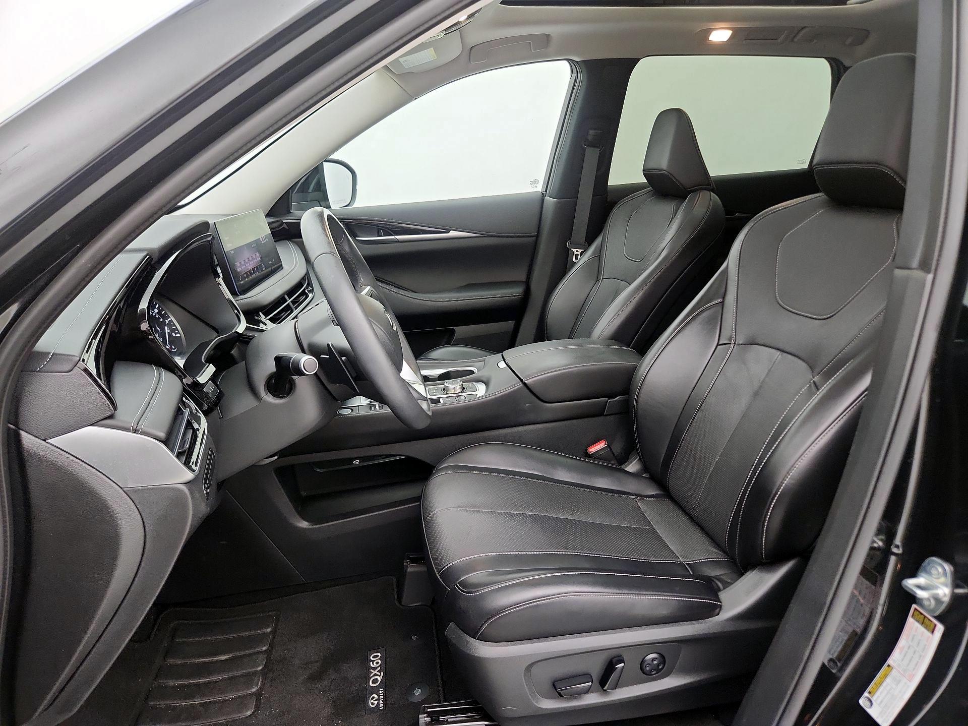 Thumbnail: 2023 INFINITI QX60 - 11