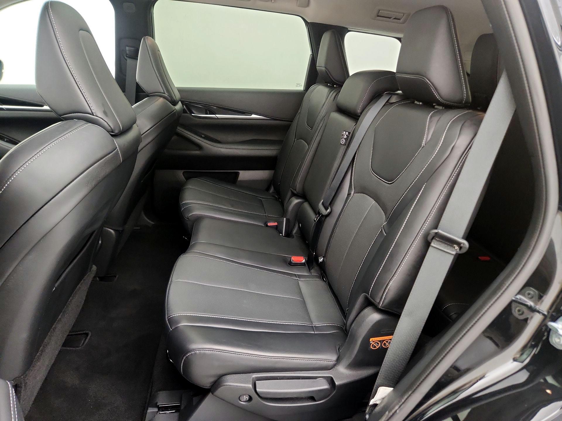 Thumbnail: 2023 INFINITI QX60 - 20