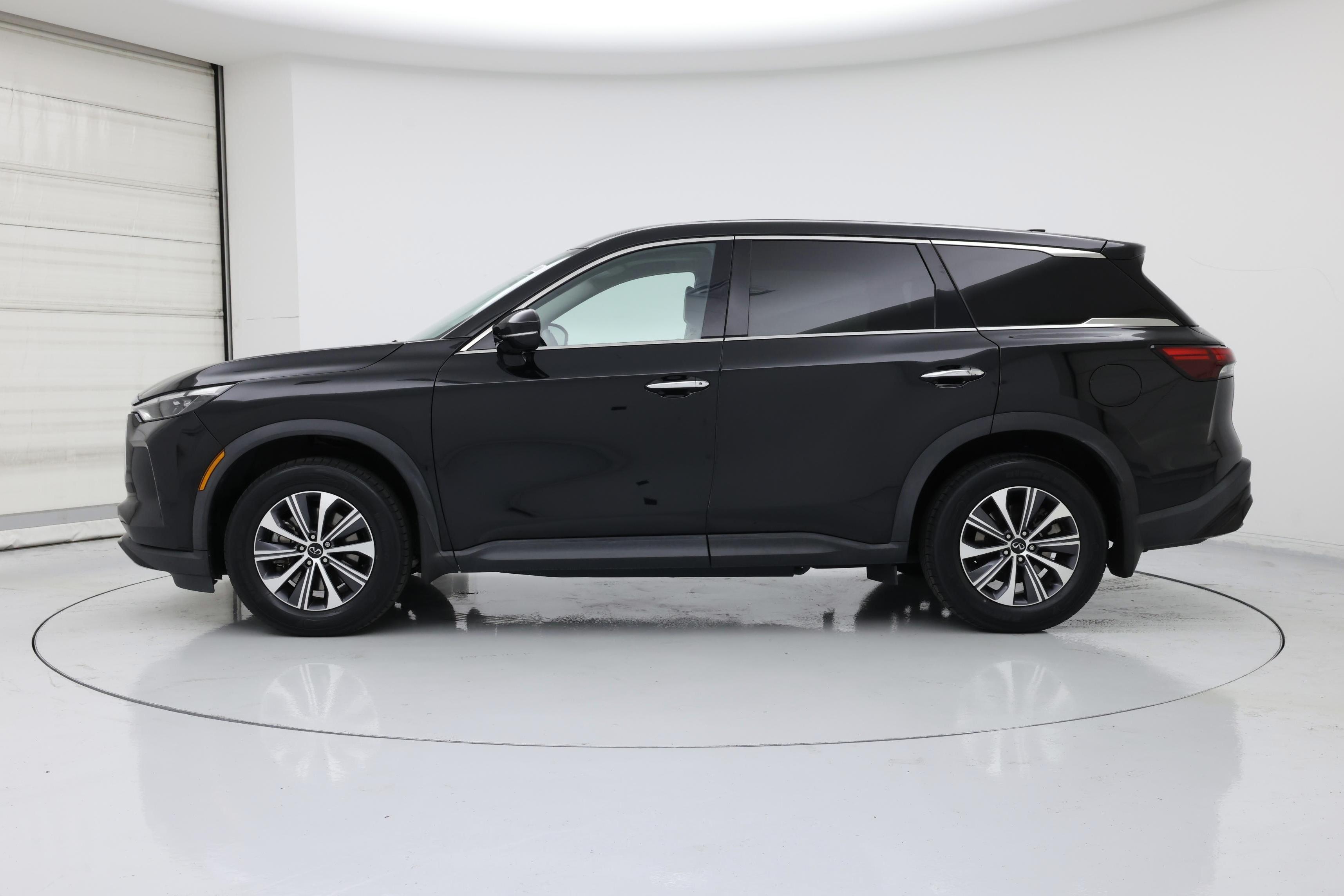 Thumbnail: 2023 INFINITI QX60 - 3