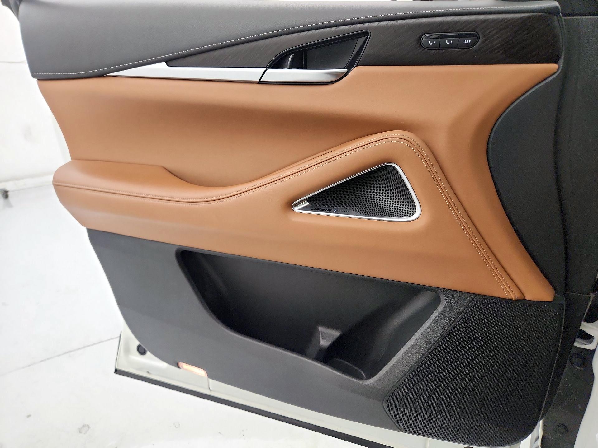 Thumbnail: 2023 INFINITI QX60 - 12