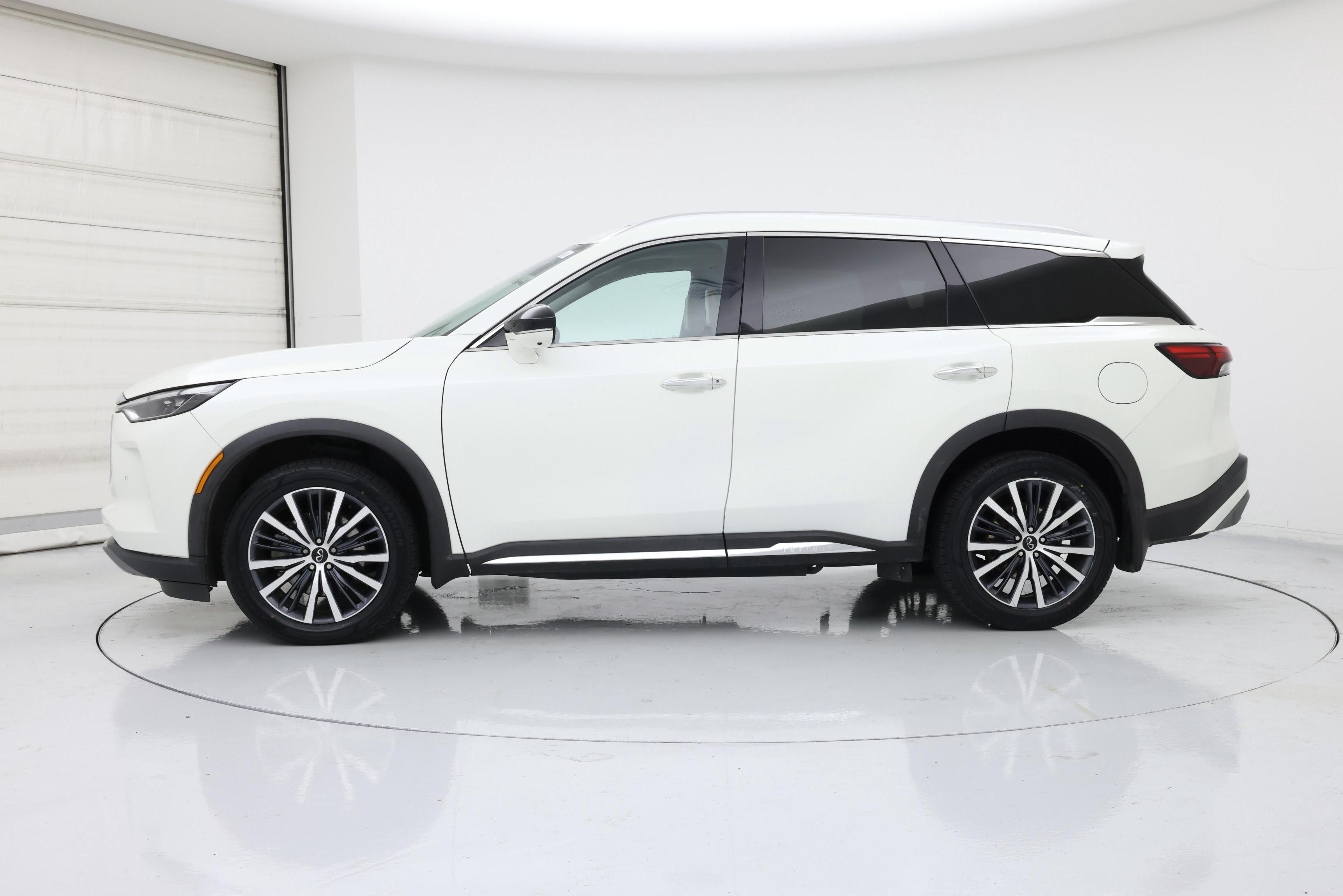 Thumbnail: 2023 INFINITI QX60 - 3