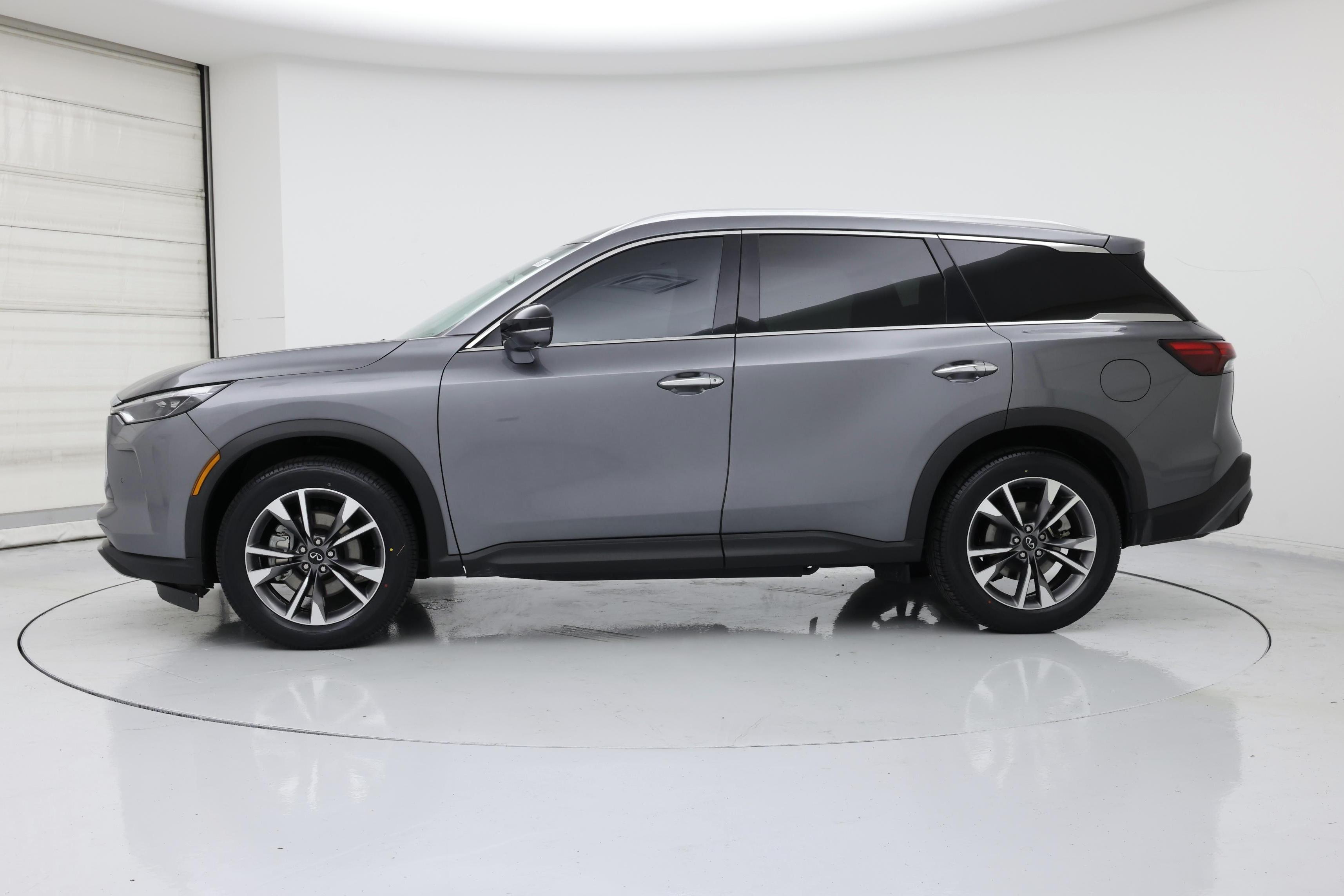 Thumbnail: 2023 INFINITI QX60 - 3