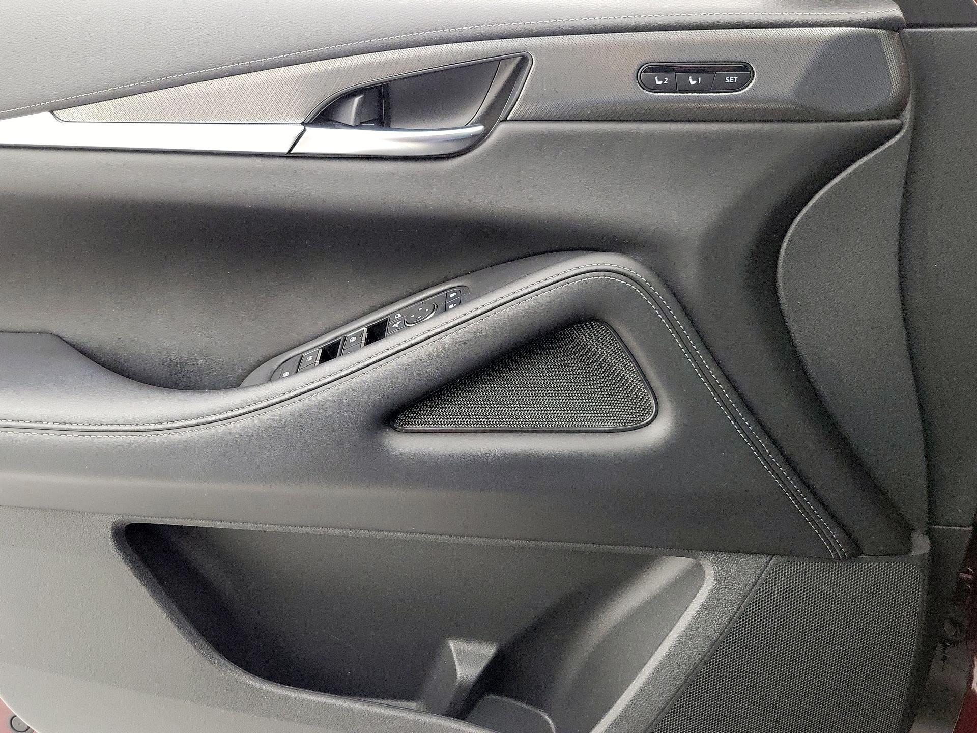 Thumbnail: 2023 INFINITI QX60 - 12