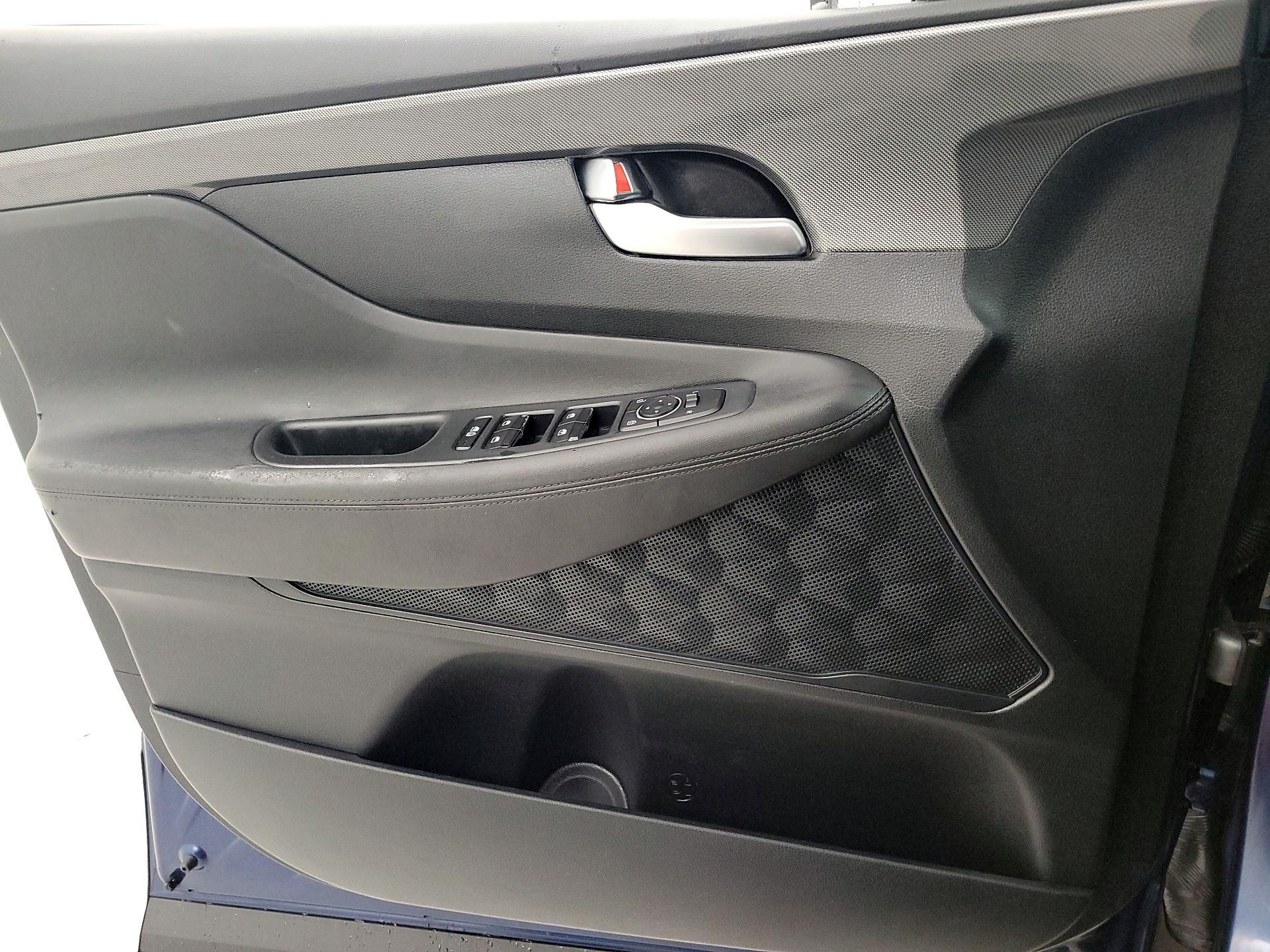 Thumbnail: 2022 Hyundai Santa Fe - 12