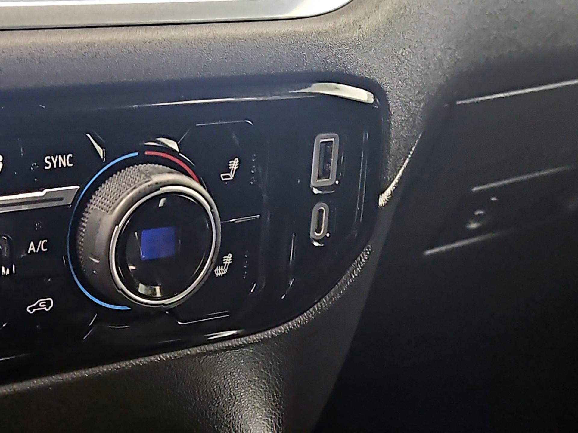 Thumbnail: 2022 Chevrolet Silverado 1500 - 18