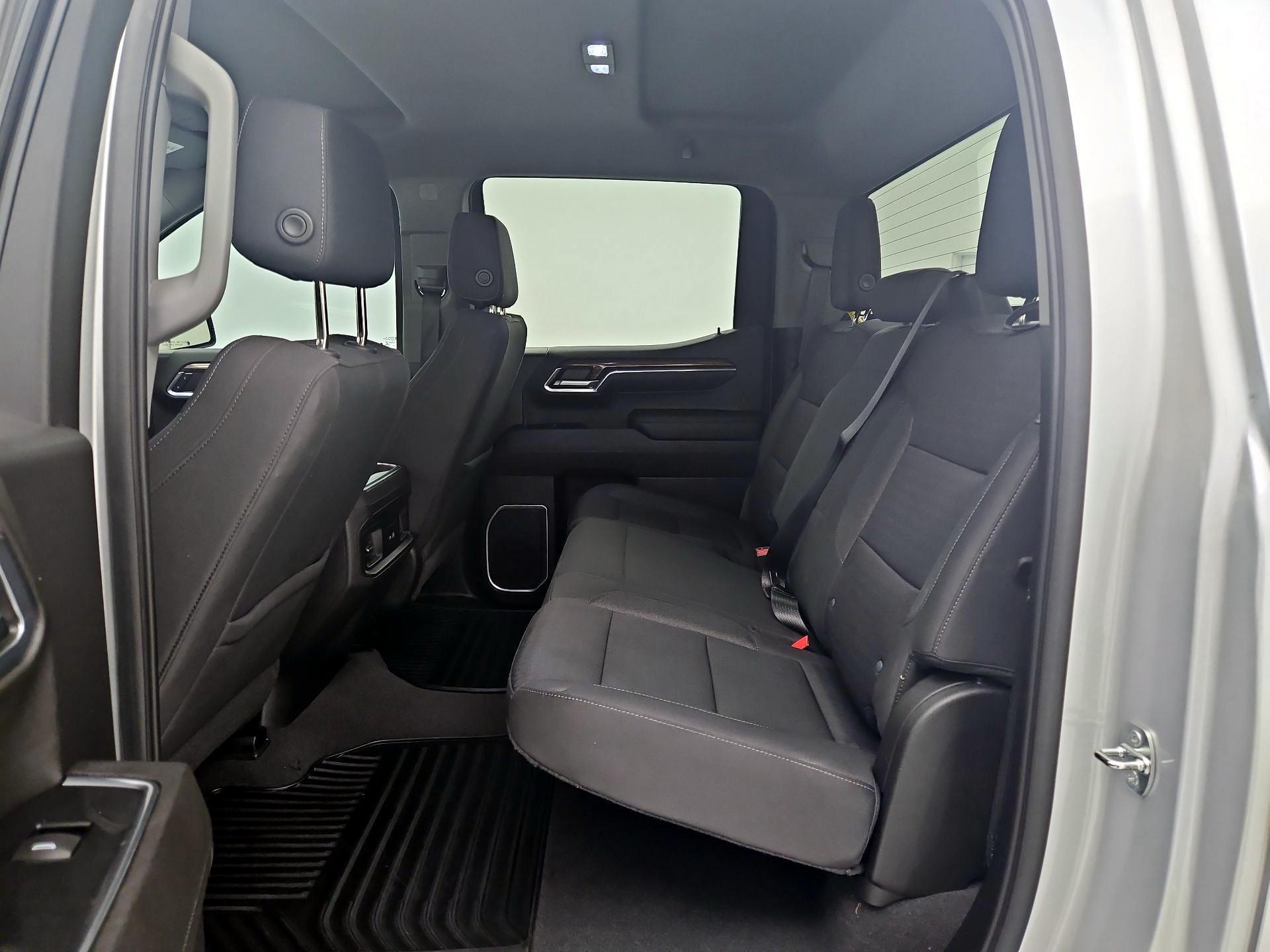 Thumbnail: 2022 Chevrolet Silverado 1500 - 19