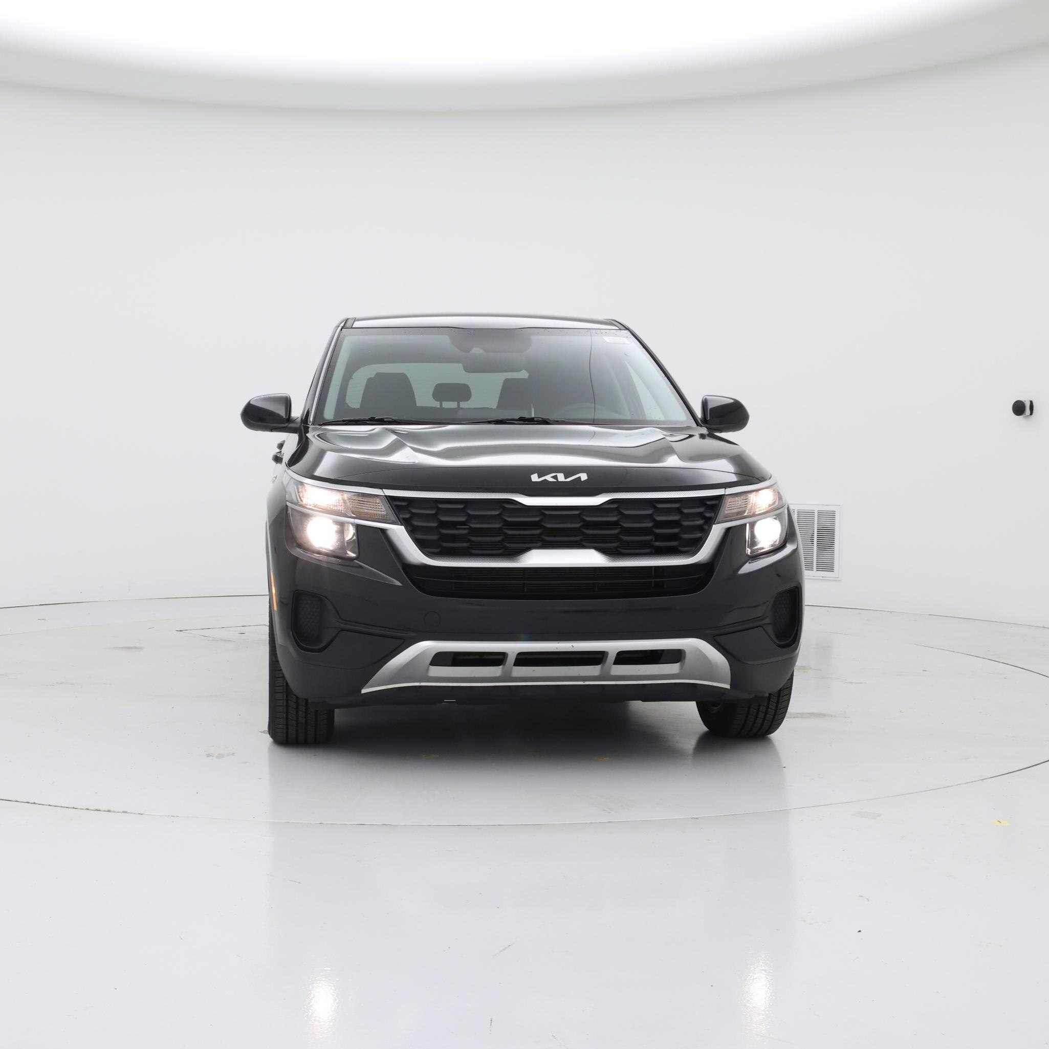 Thumbnail: 2023 Kia Seltos - 5