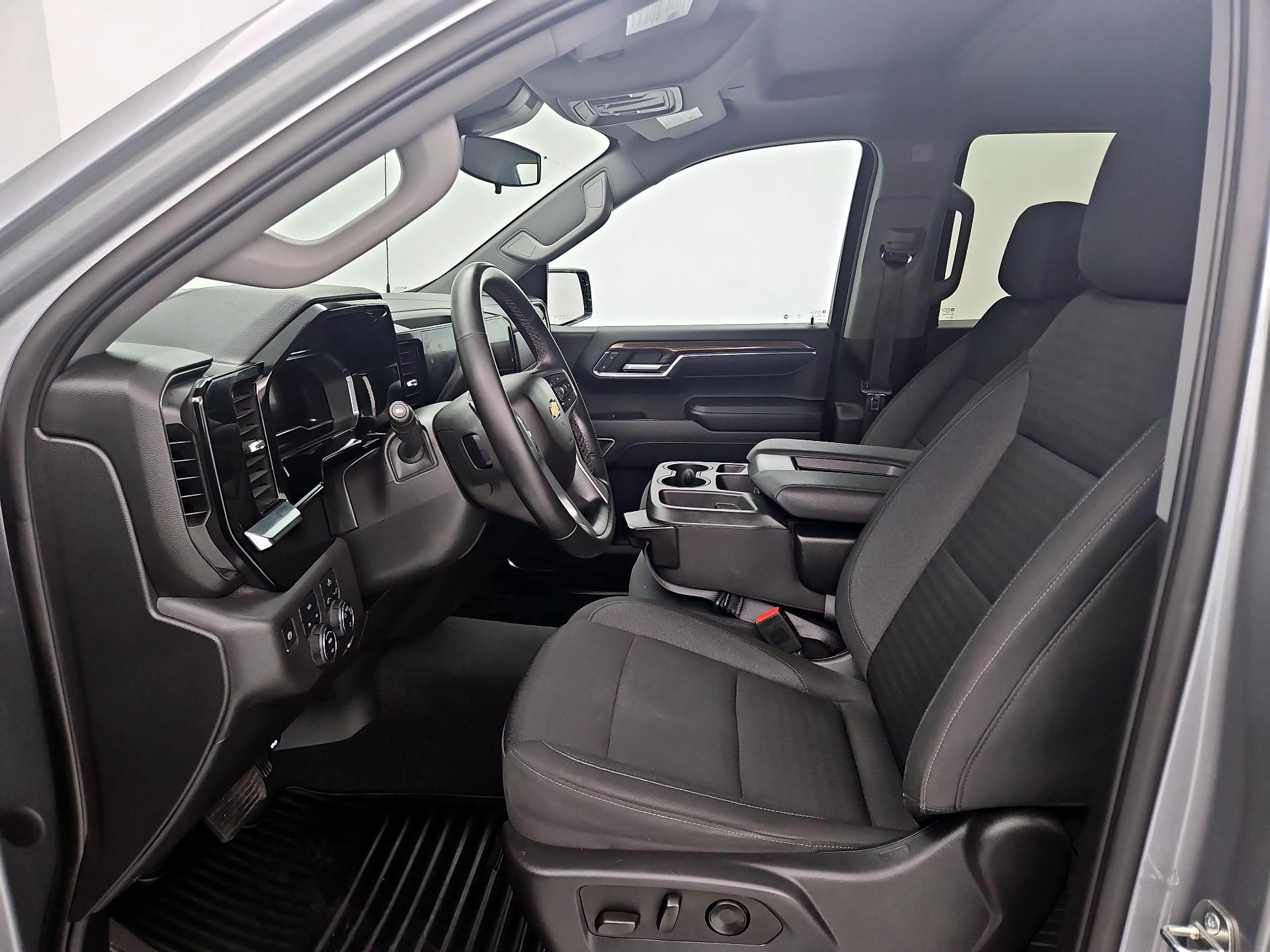 Thumbnail: 2023 Chevrolet Silverado 1500 - 11