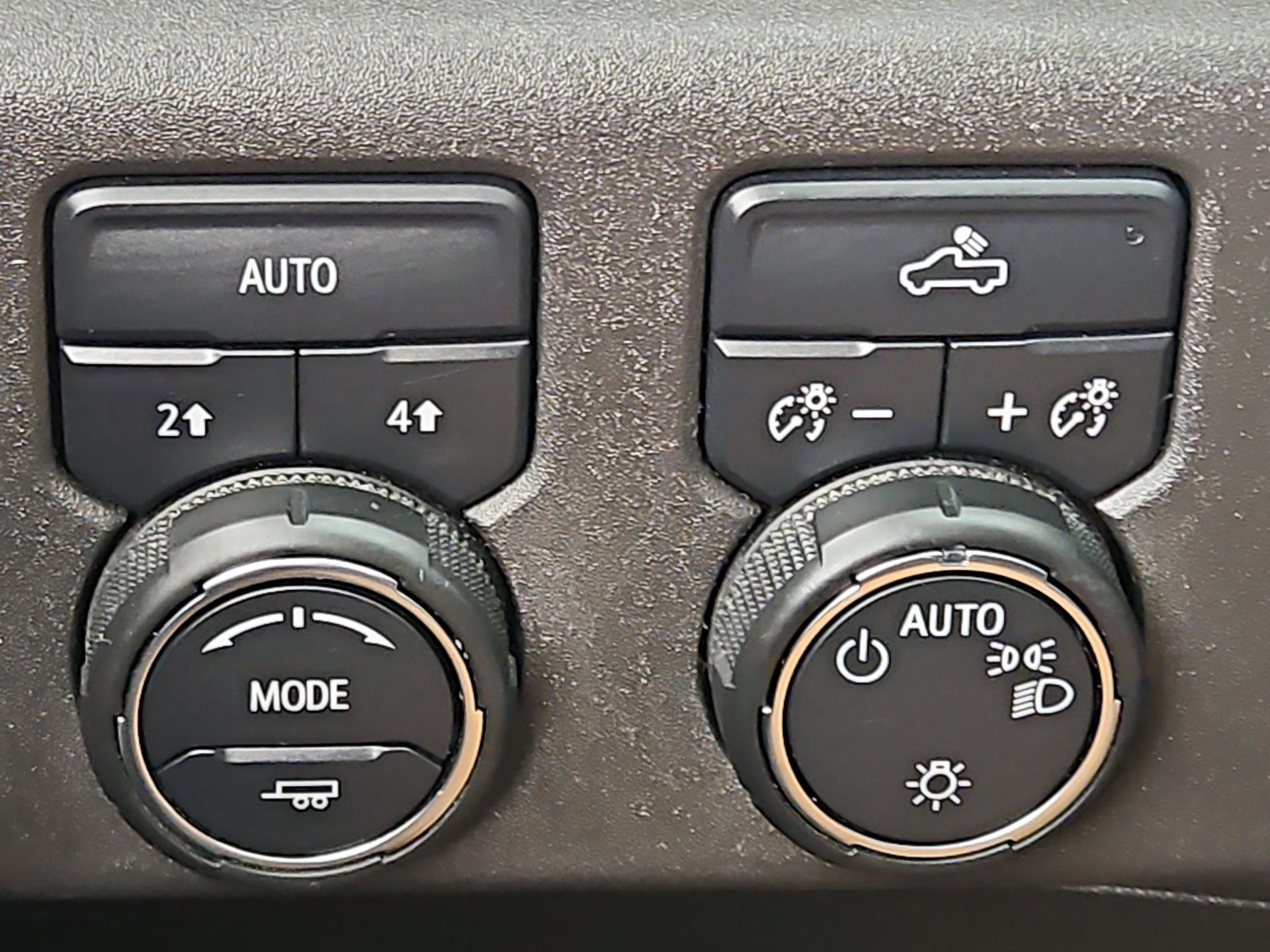 Thumbnail: 2023 Chevrolet Silverado 1500 - 13