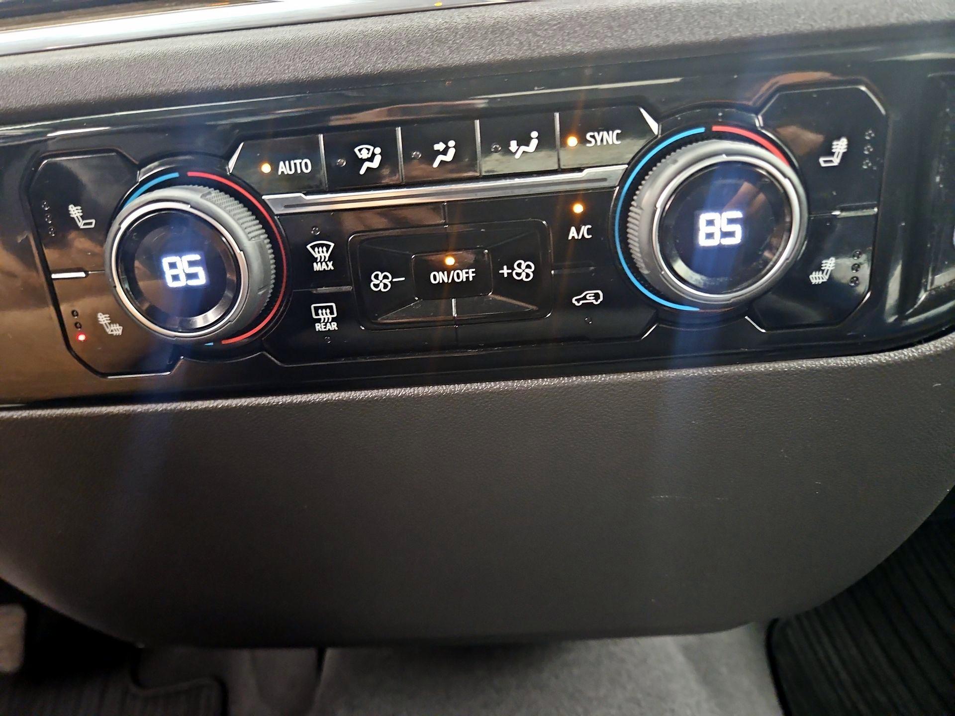 Thumbnail: 2023 Chevrolet Silverado 1500 - 17