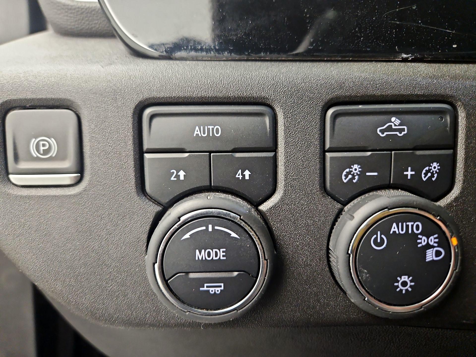 Thumbnail: 2023 Chevrolet Silverado 1500 - 13