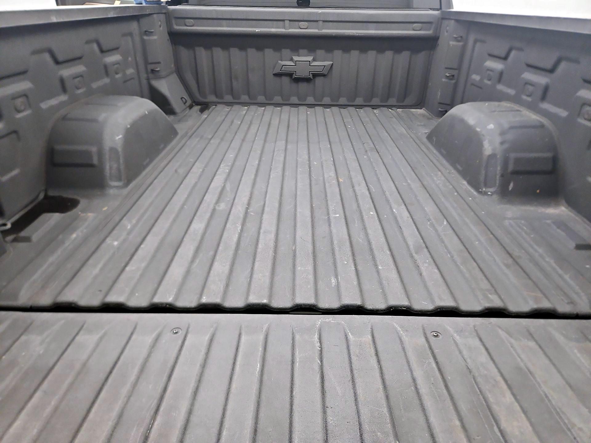 Thumbnail: 2023 Chevrolet Silverado 1500 - 20