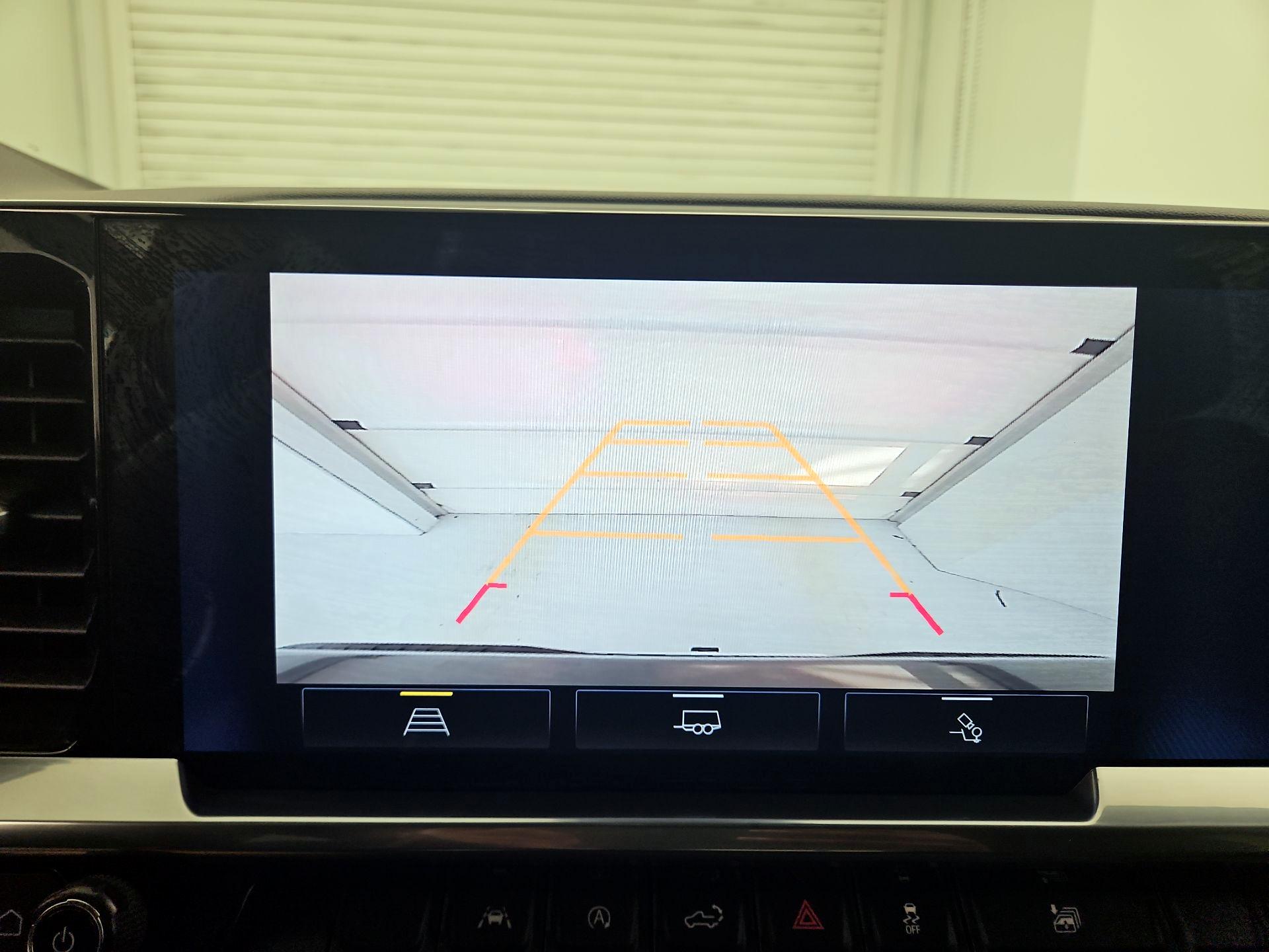 Thumbnail: 2023 Chevrolet Silverado 1500 - 15