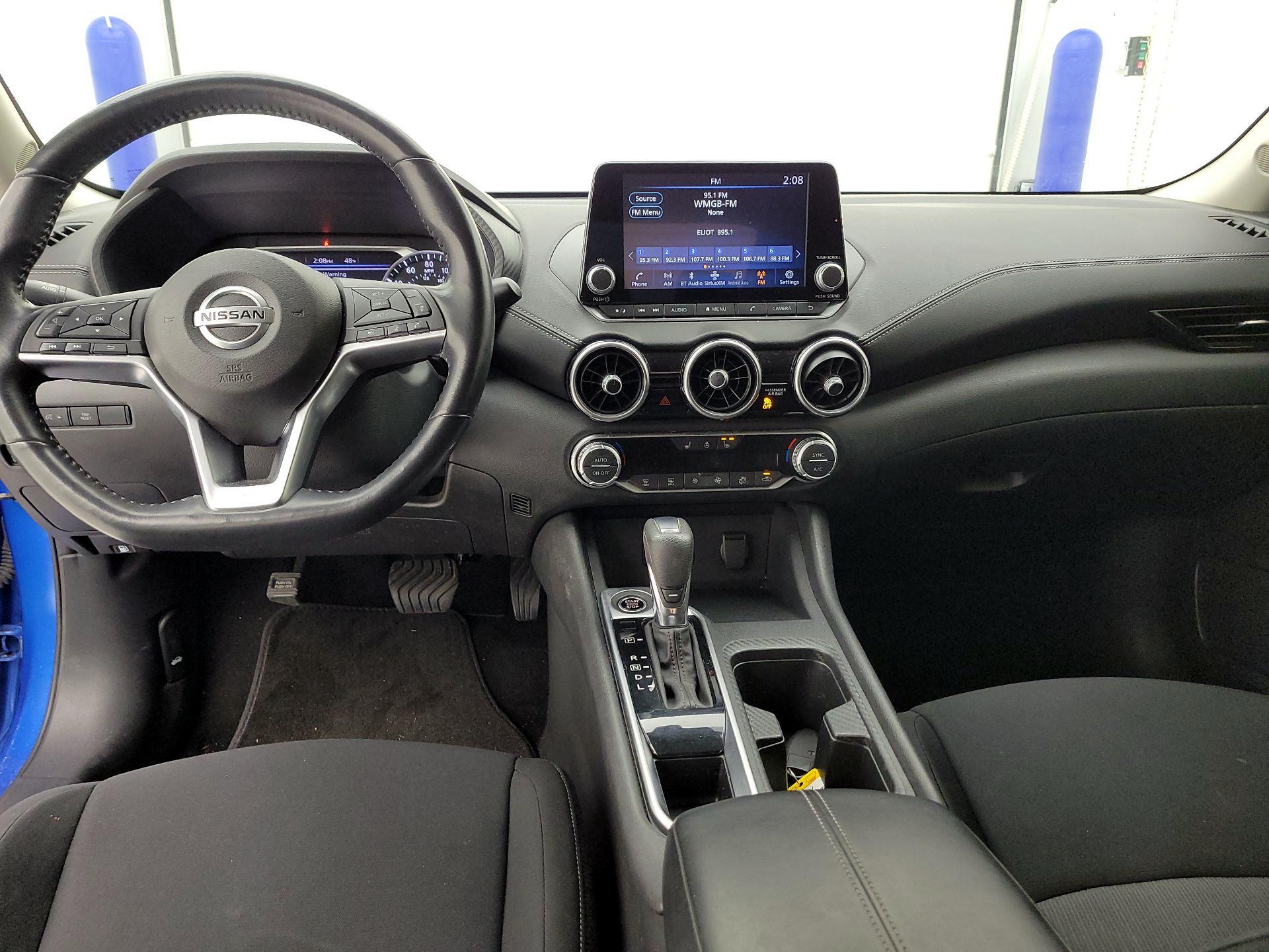 Thumbnail: 2022 Nissan Sentra - 9