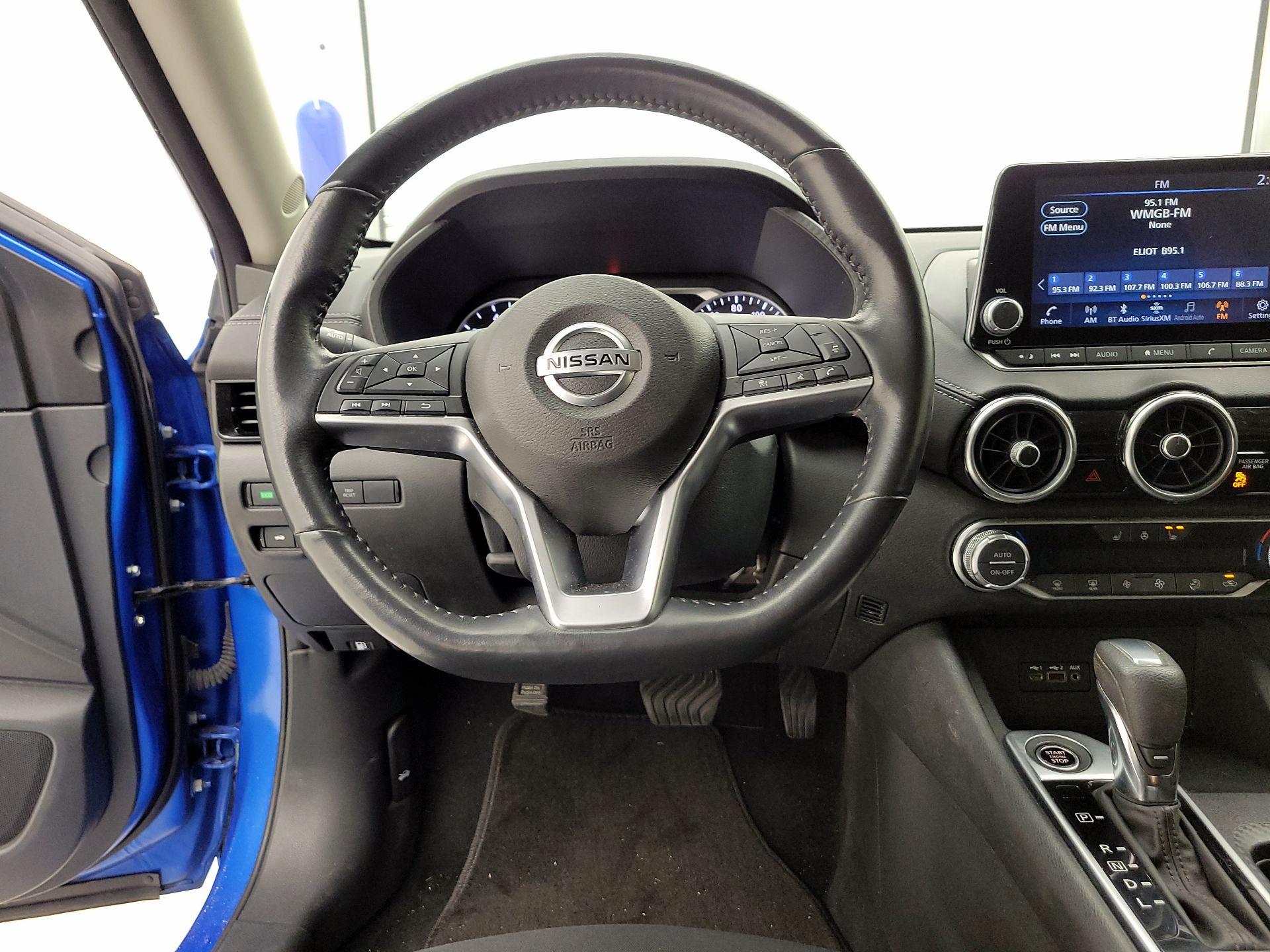 Thumbnail: 2022 Nissan Sentra - 10