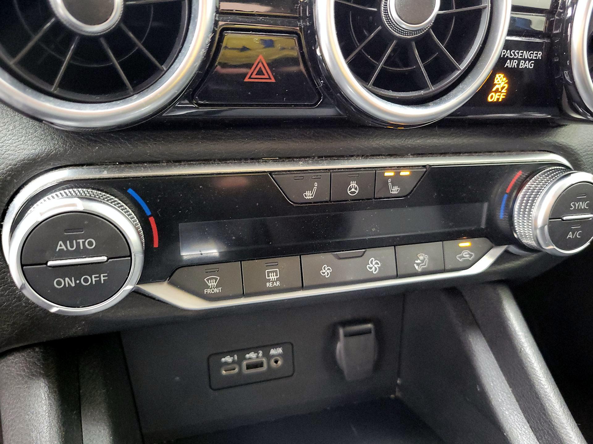 Thumbnail: 2022 Nissan Sentra - 16