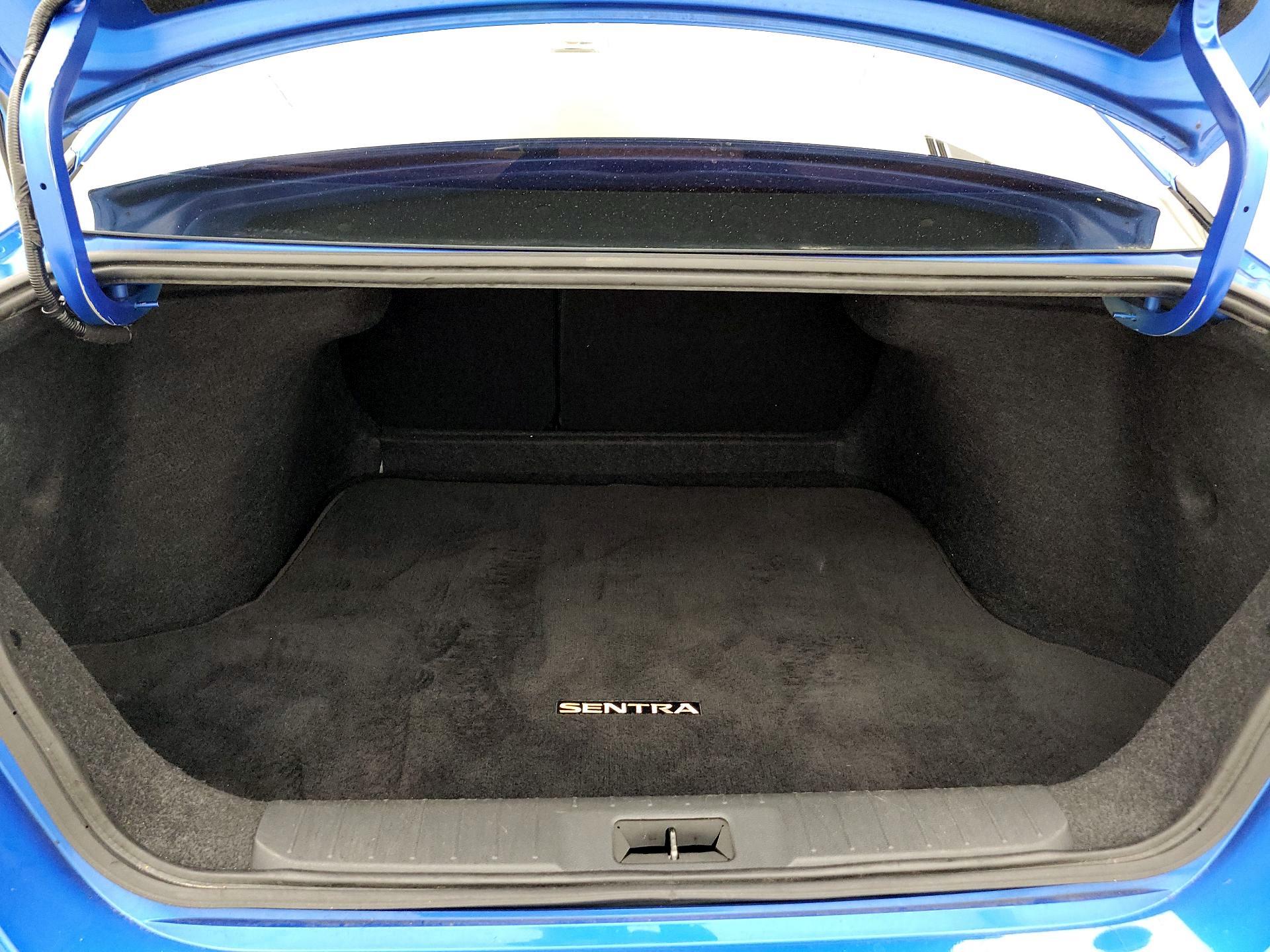 Thumbnail: 2022 Nissan Sentra - 20