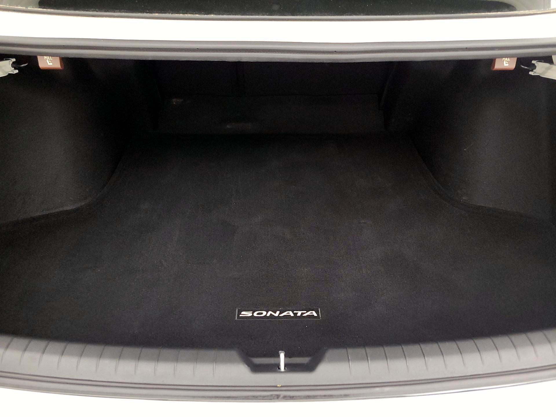 Thumbnail: 2023 Hyundai Sonata - 20