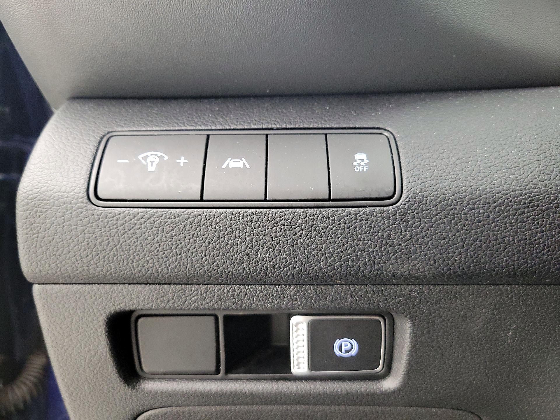 Thumbnail: 2021 Hyundai Santa Fe - 13