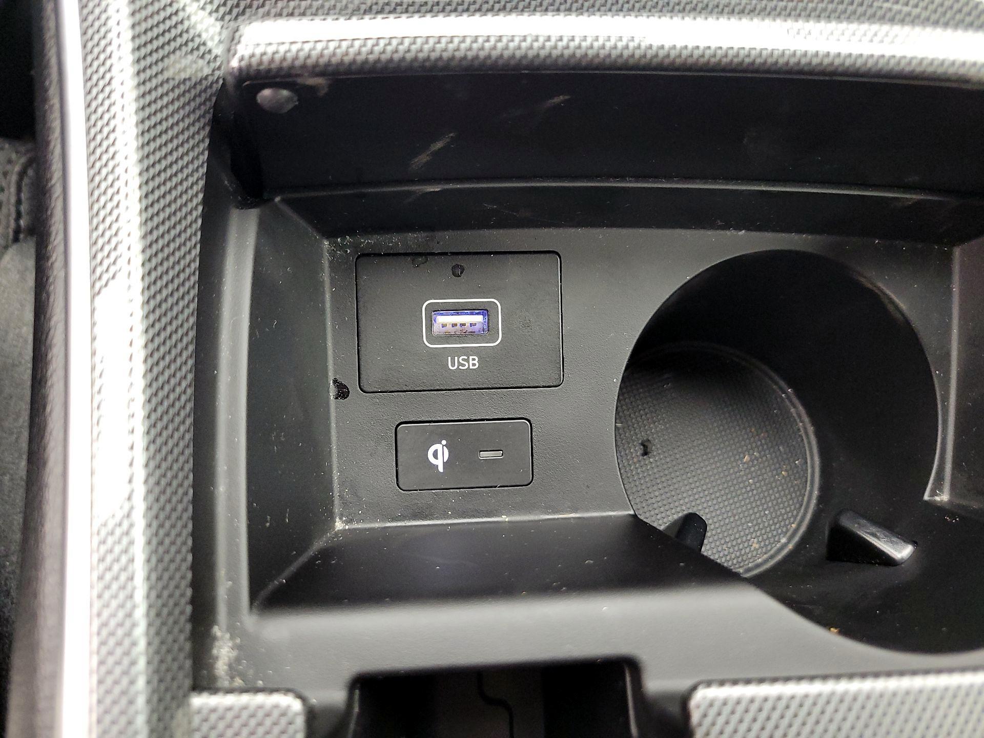 Thumbnail: 2021 Hyundai Santa Fe - 18