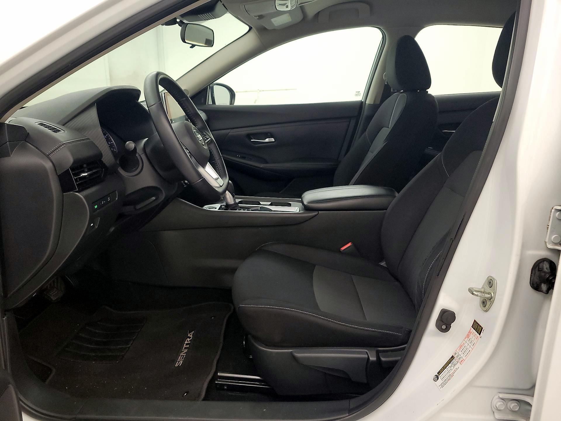 Thumbnail: 2020 Nissan Sentra - 11