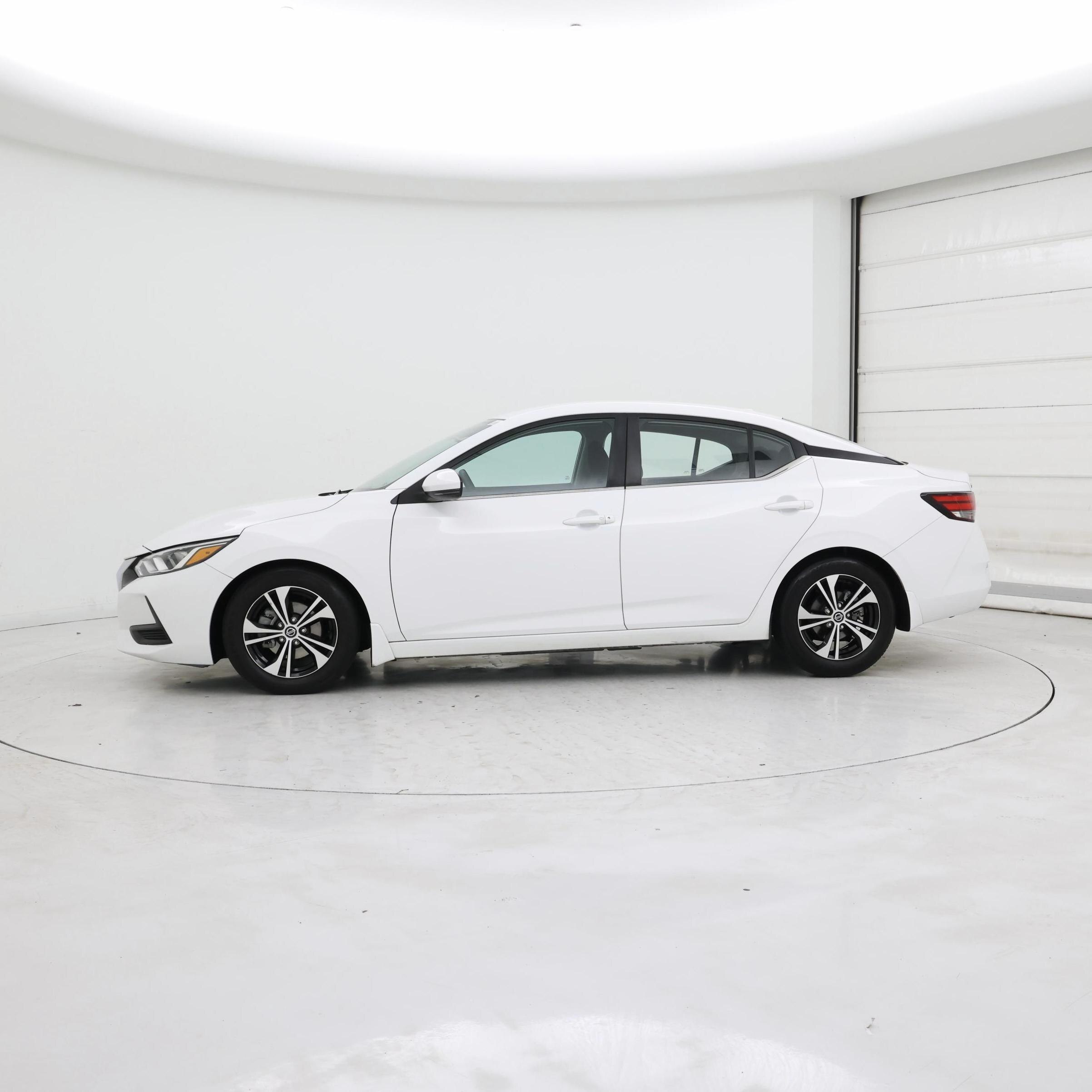 Thumbnail: 2020 Nissan Sentra - 3