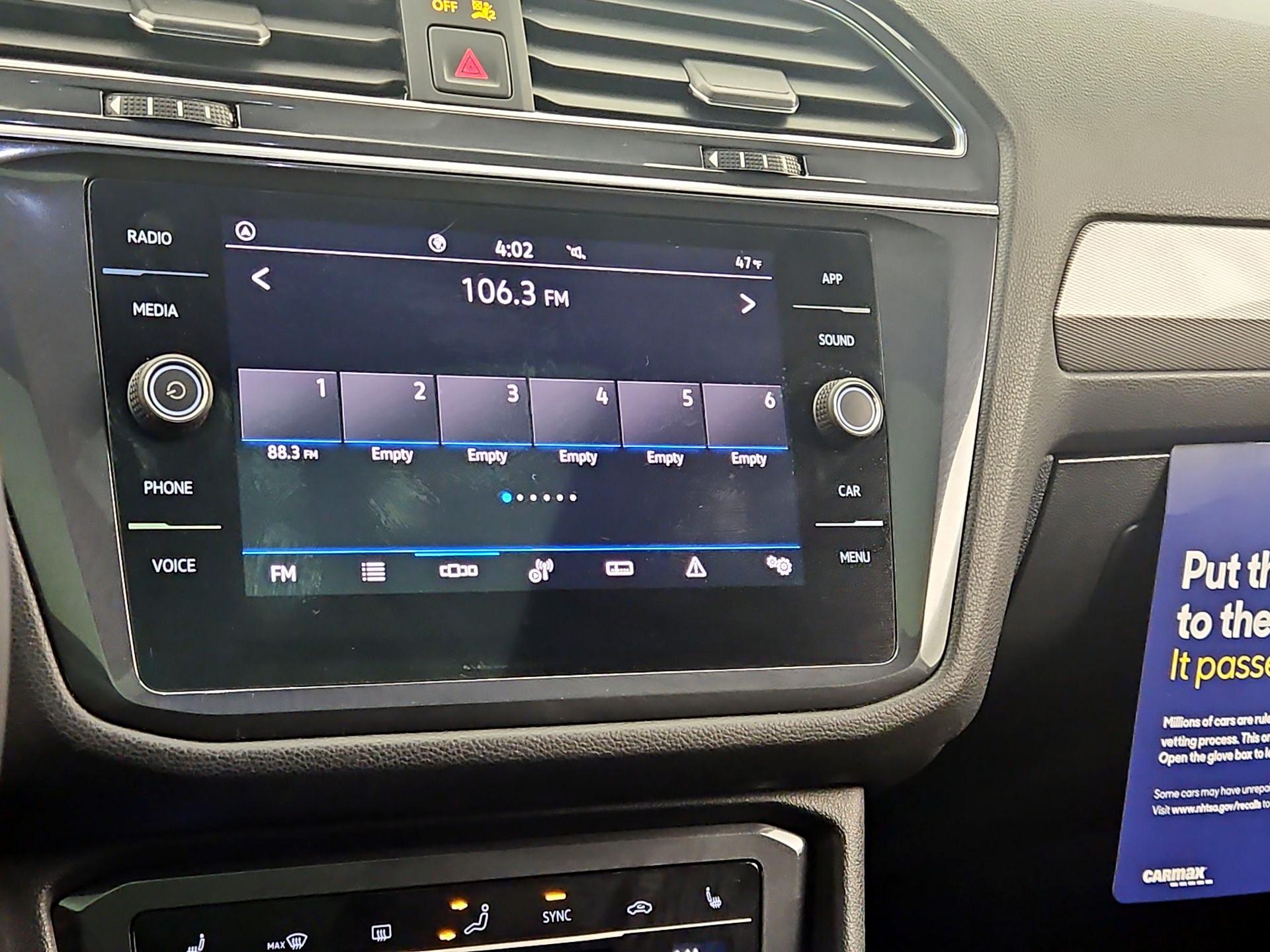 Thumbnail: 2023 Volkswagen Tiguan - 15