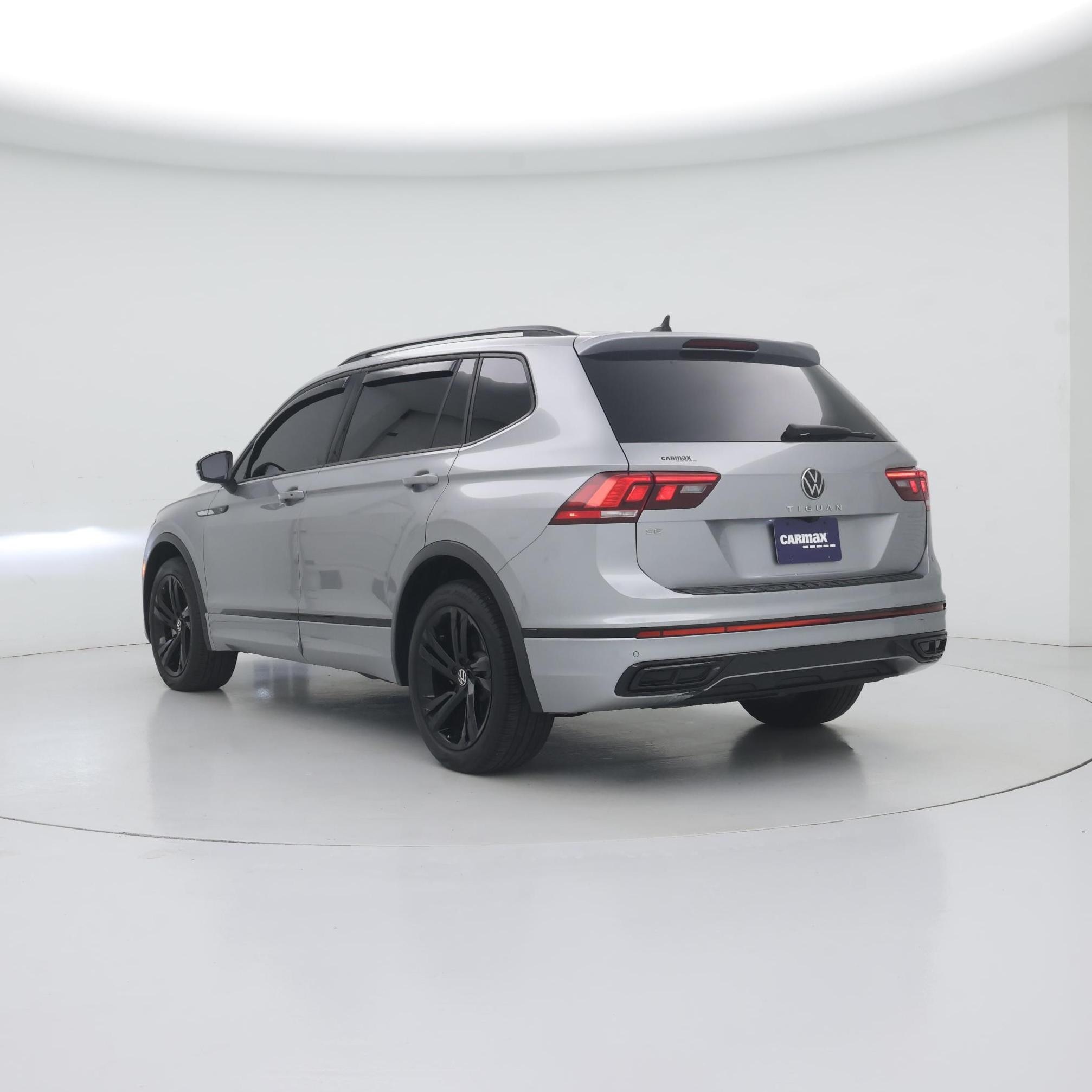 Thumbnail: 2023 Volkswagen Tiguan - 2