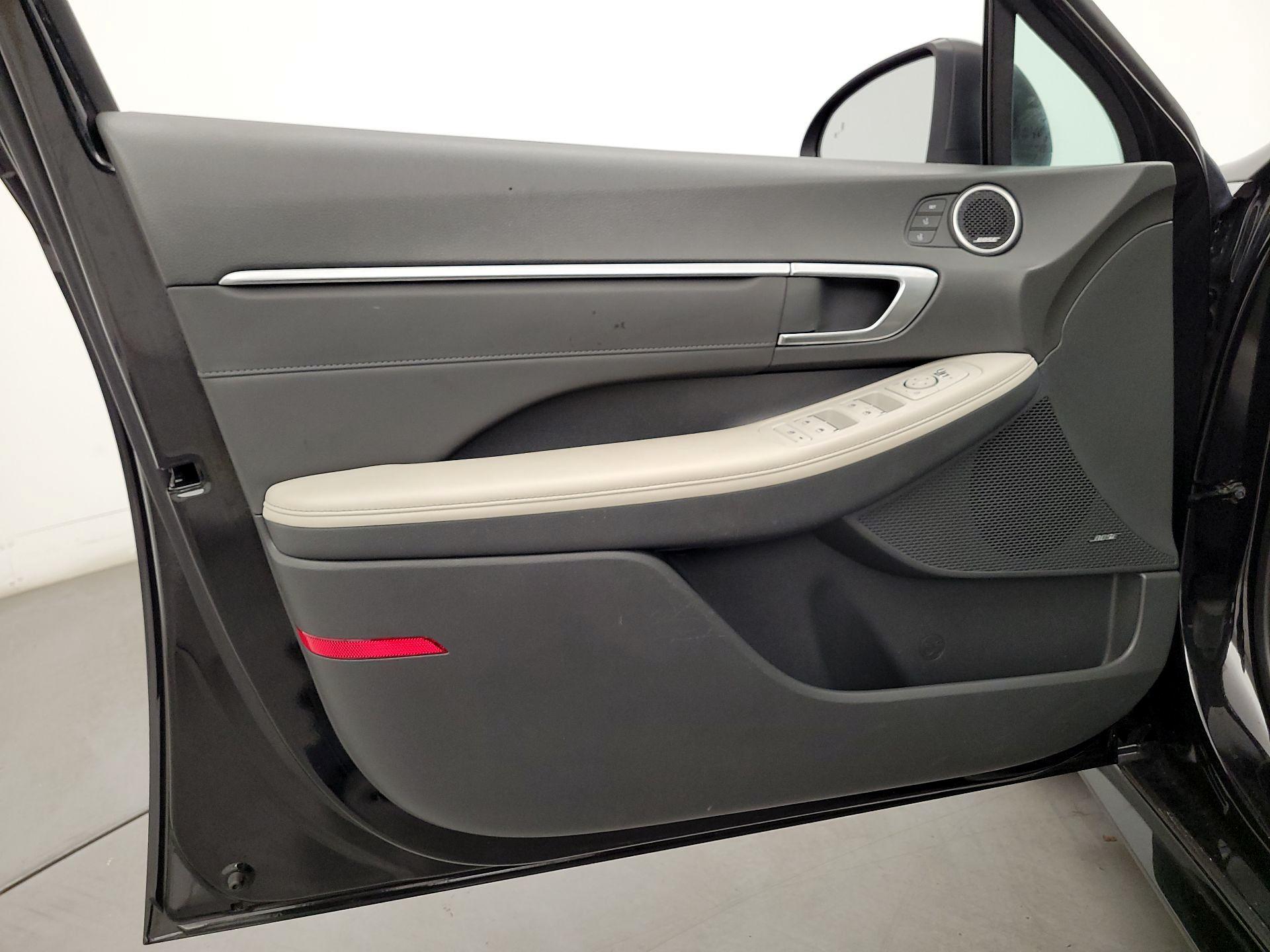 Thumbnail: 2022 Hyundai Sonata - 12