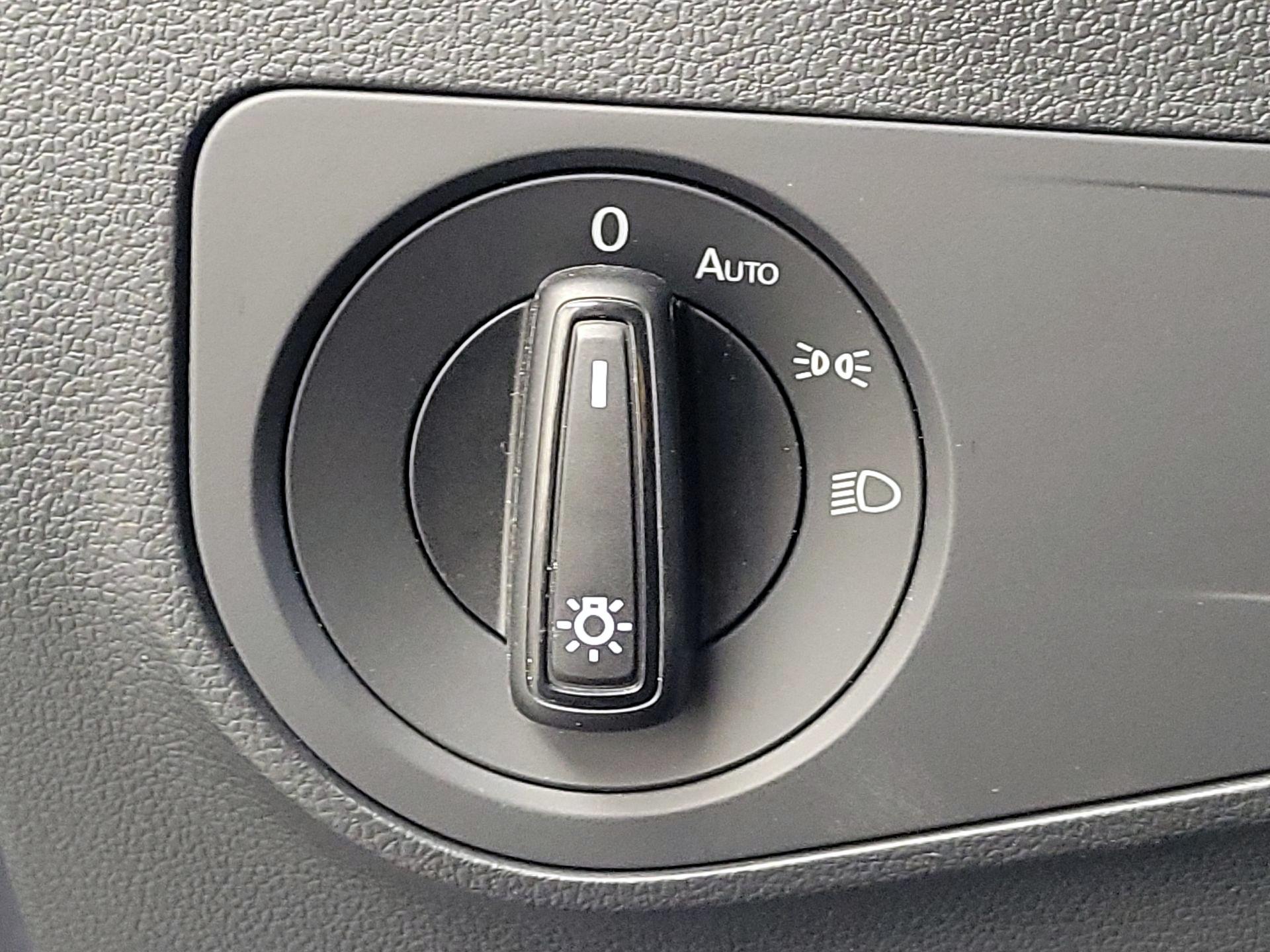 Thumbnail: 2024 Volkswagen Tiguan - 13