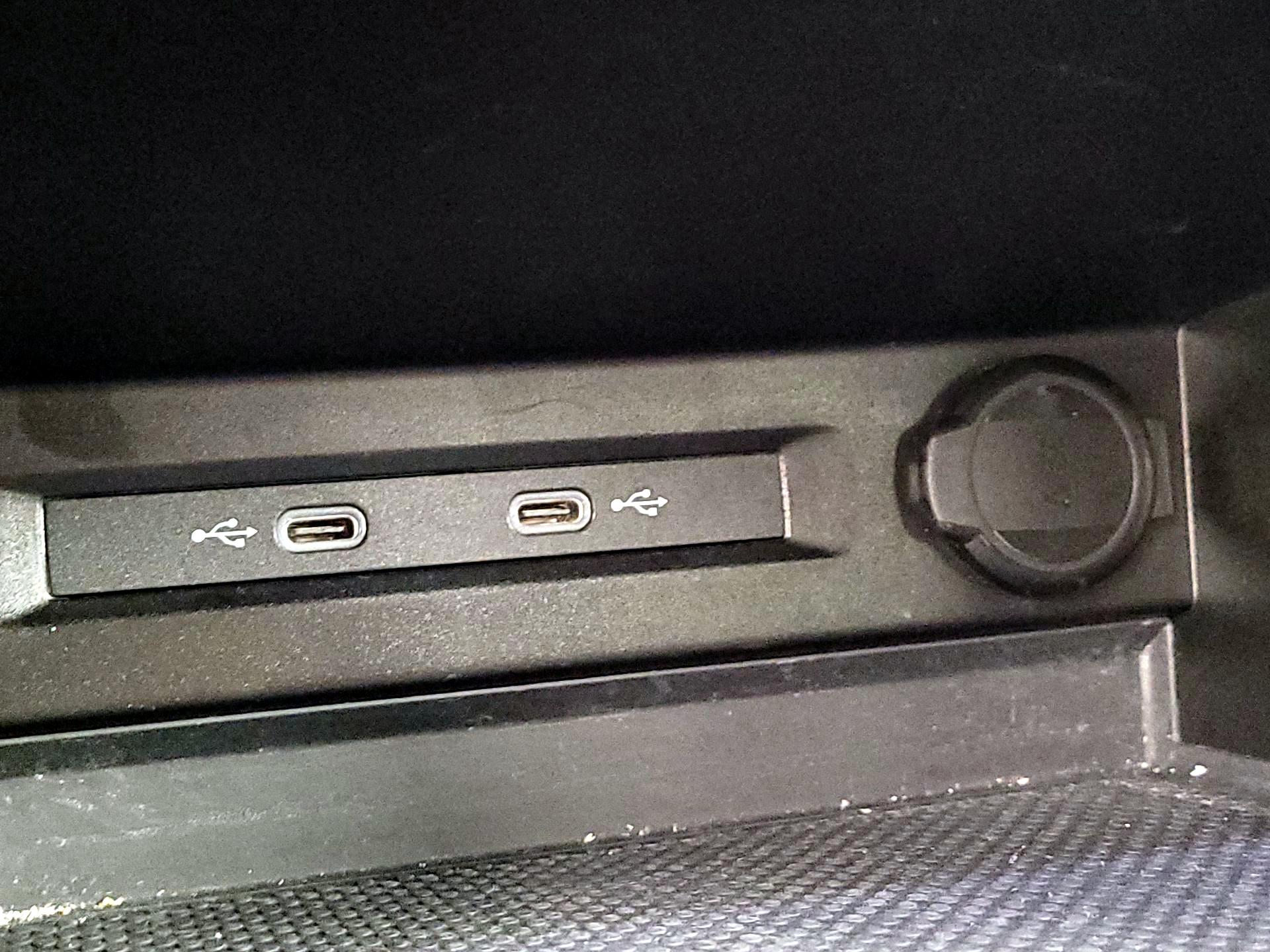 Thumbnail: 2024 Volkswagen Tiguan - 18