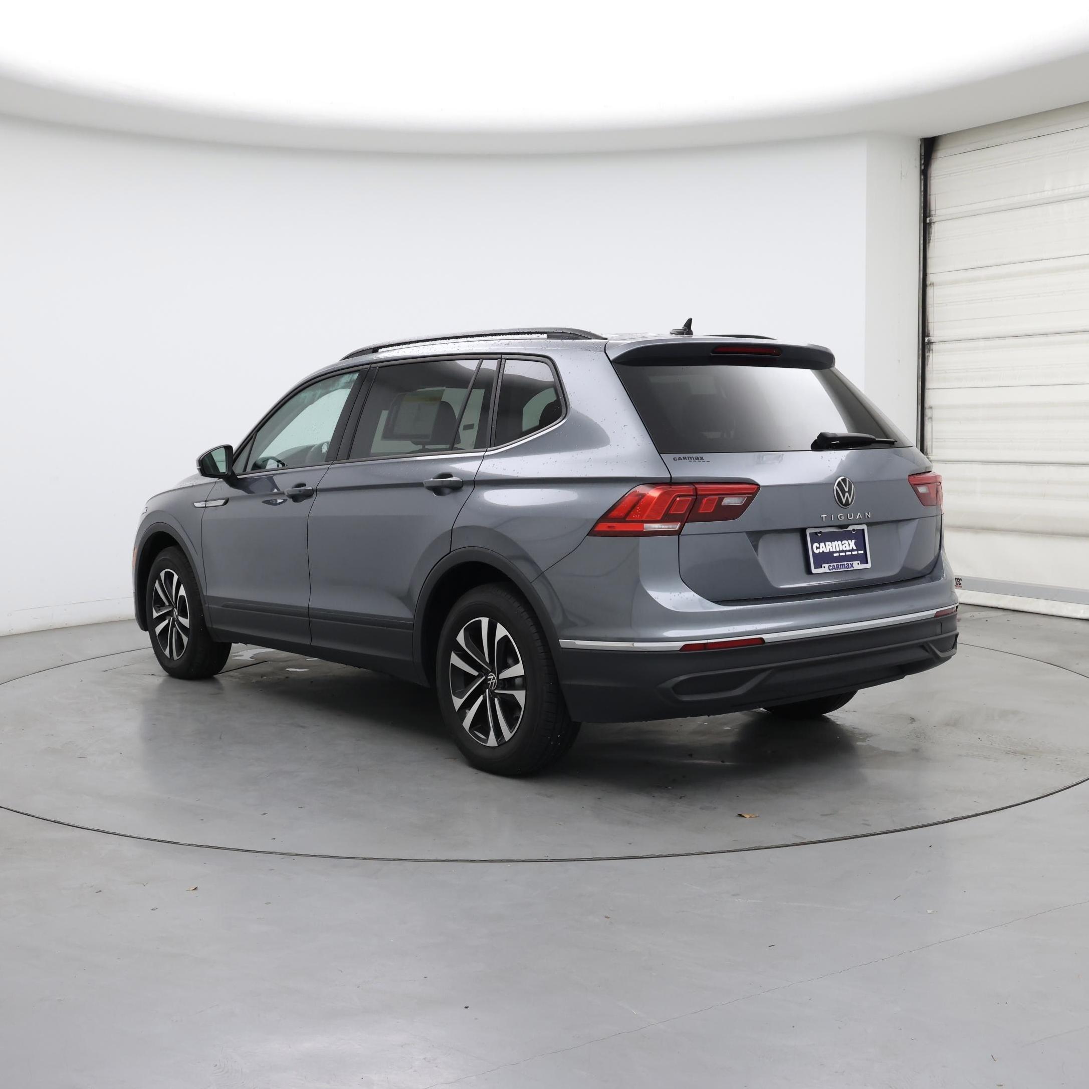 Thumbnail: 2024 Volkswagen Tiguan - 2