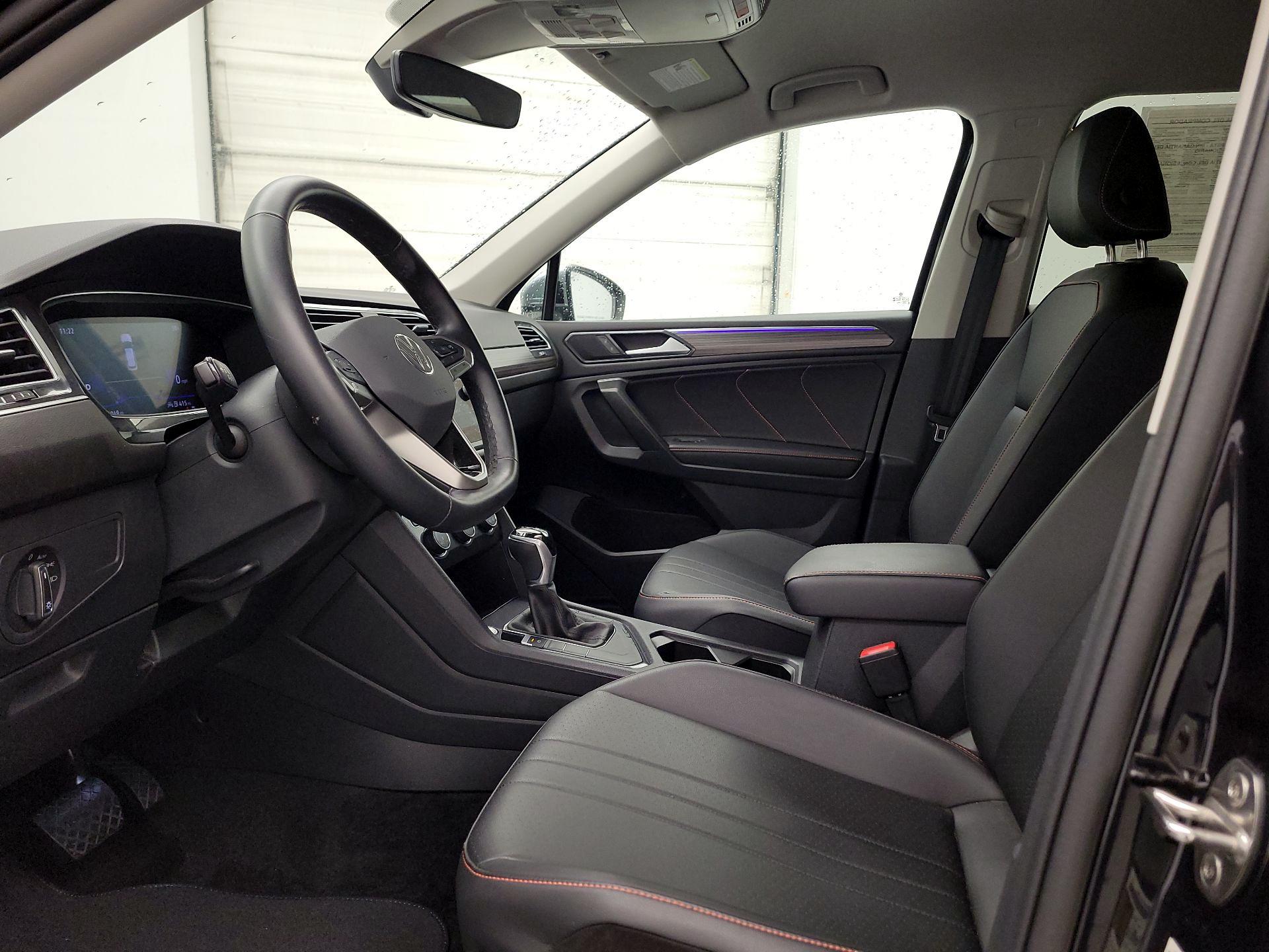 Thumbnail: 2024 Volkswagen Tiguan - 11