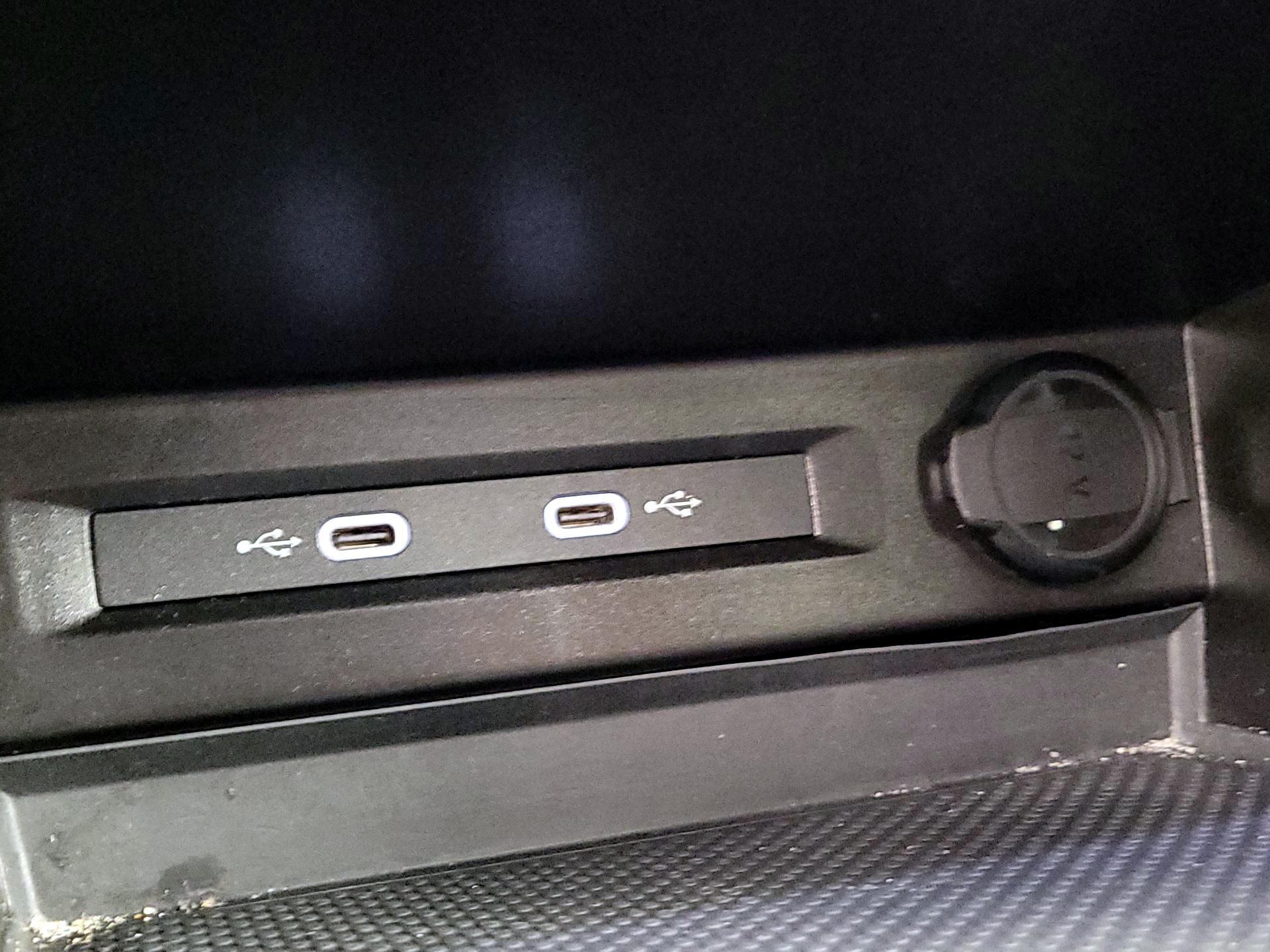 Thumbnail: 2024 Volkswagen Tiguan - 18