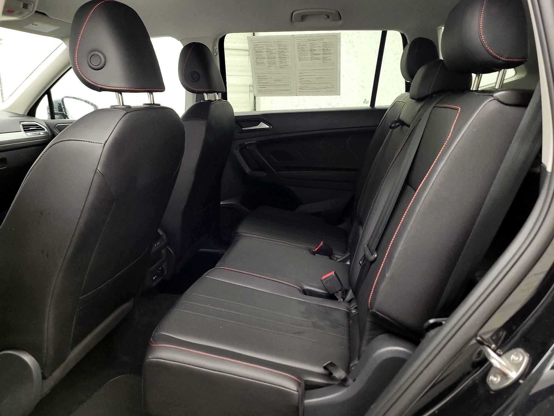 Thumbnail: 2024 Volkswagen Tiguan - 19