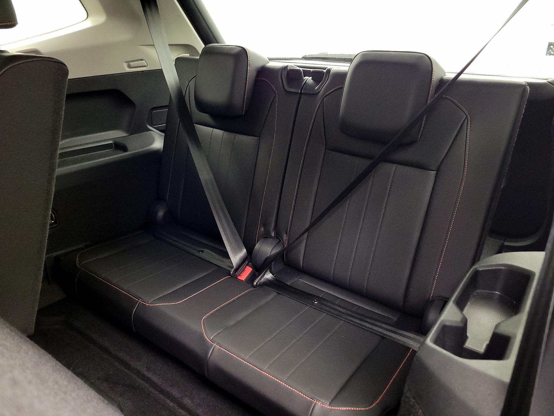 Thumbnail: 2024 Volkswagen Tiguan - 20