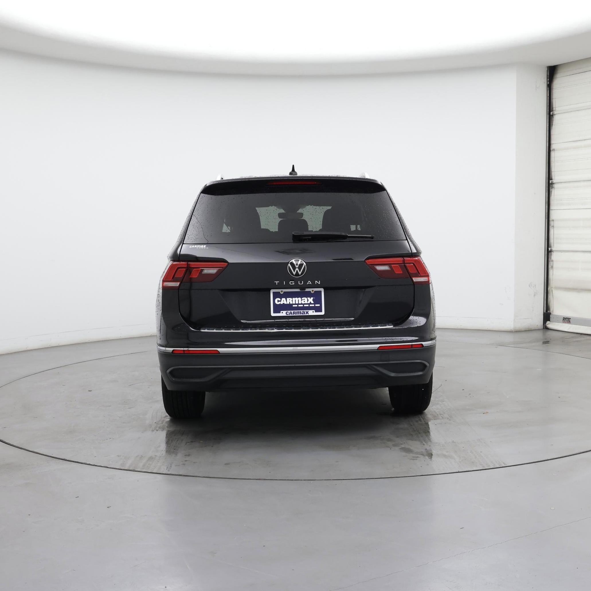 Thumbnail: 2024 Volkswagen Tiguan - 6