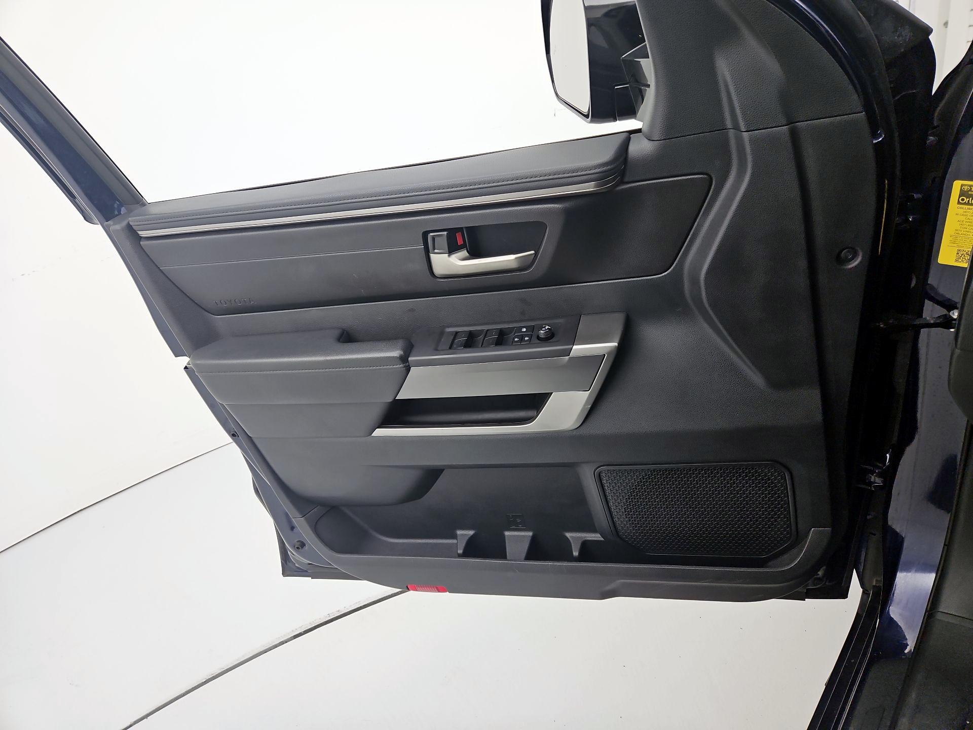 Thumbnail: 2022 Toyota Tundra - 12