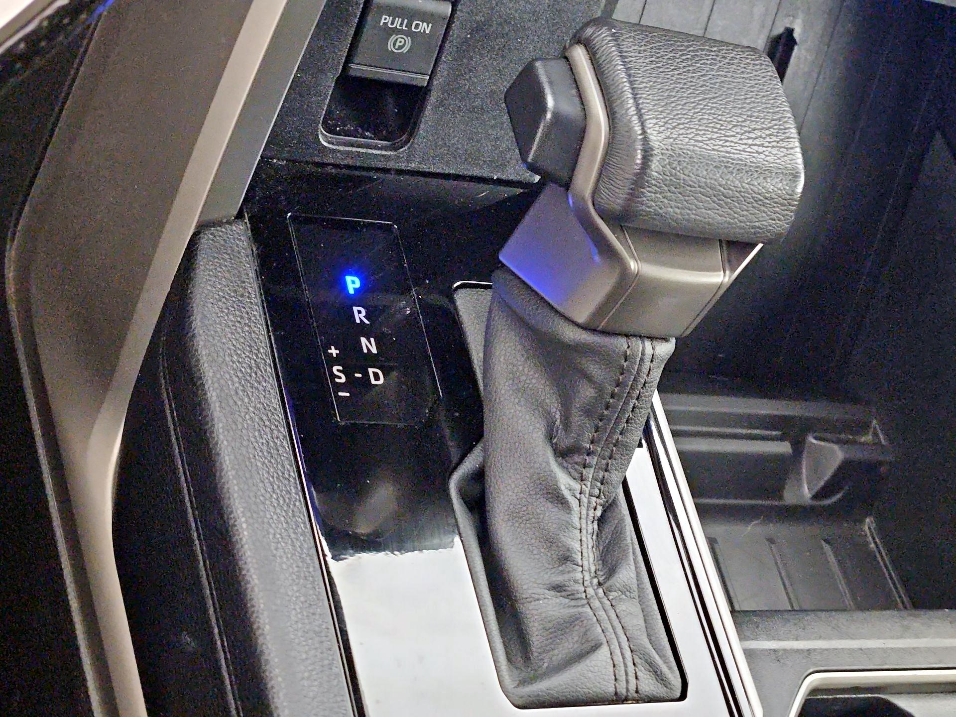 Thumbnail: 2022 Toyota Tundra - 17