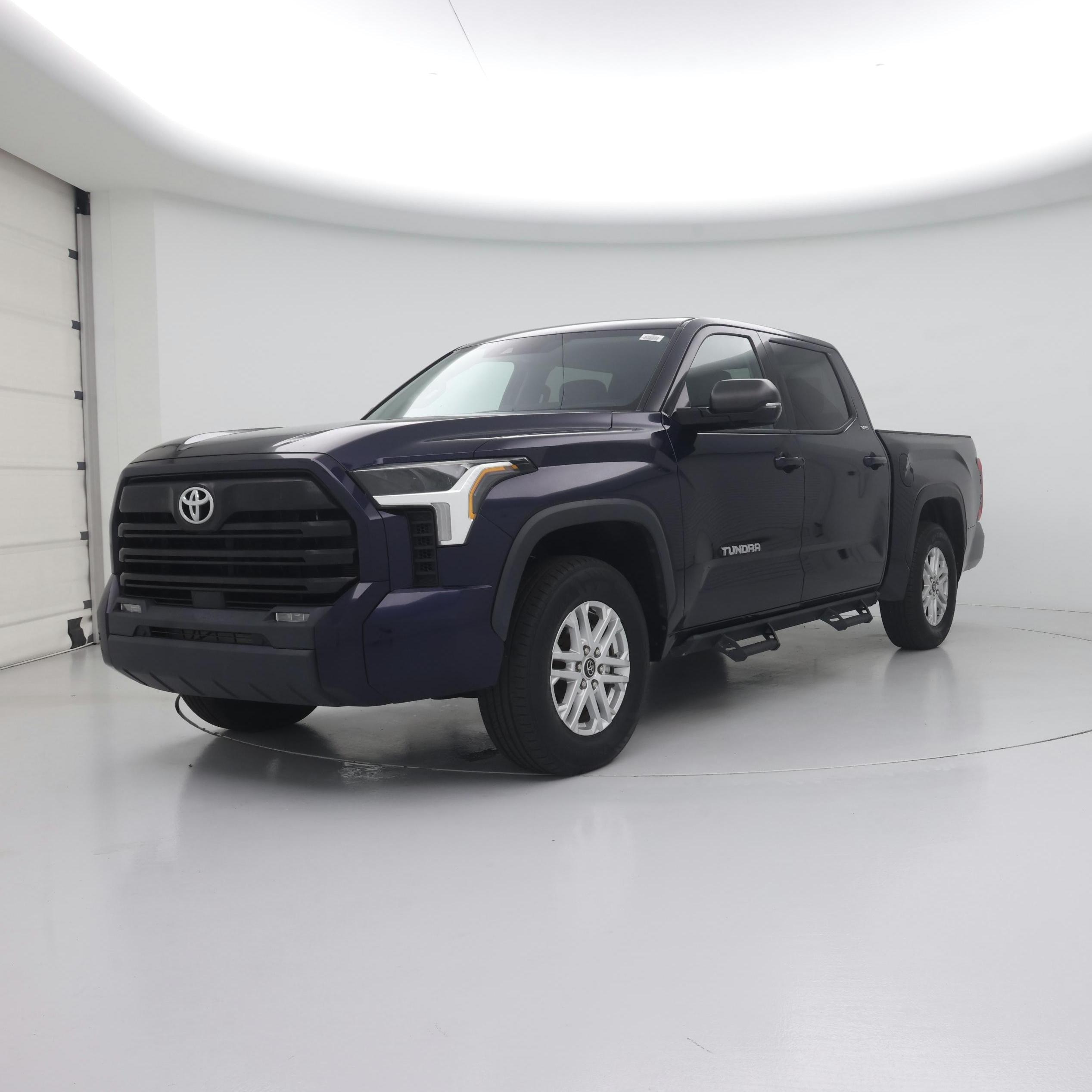 Thumbnail: 2022 Toyota Tundra - 4